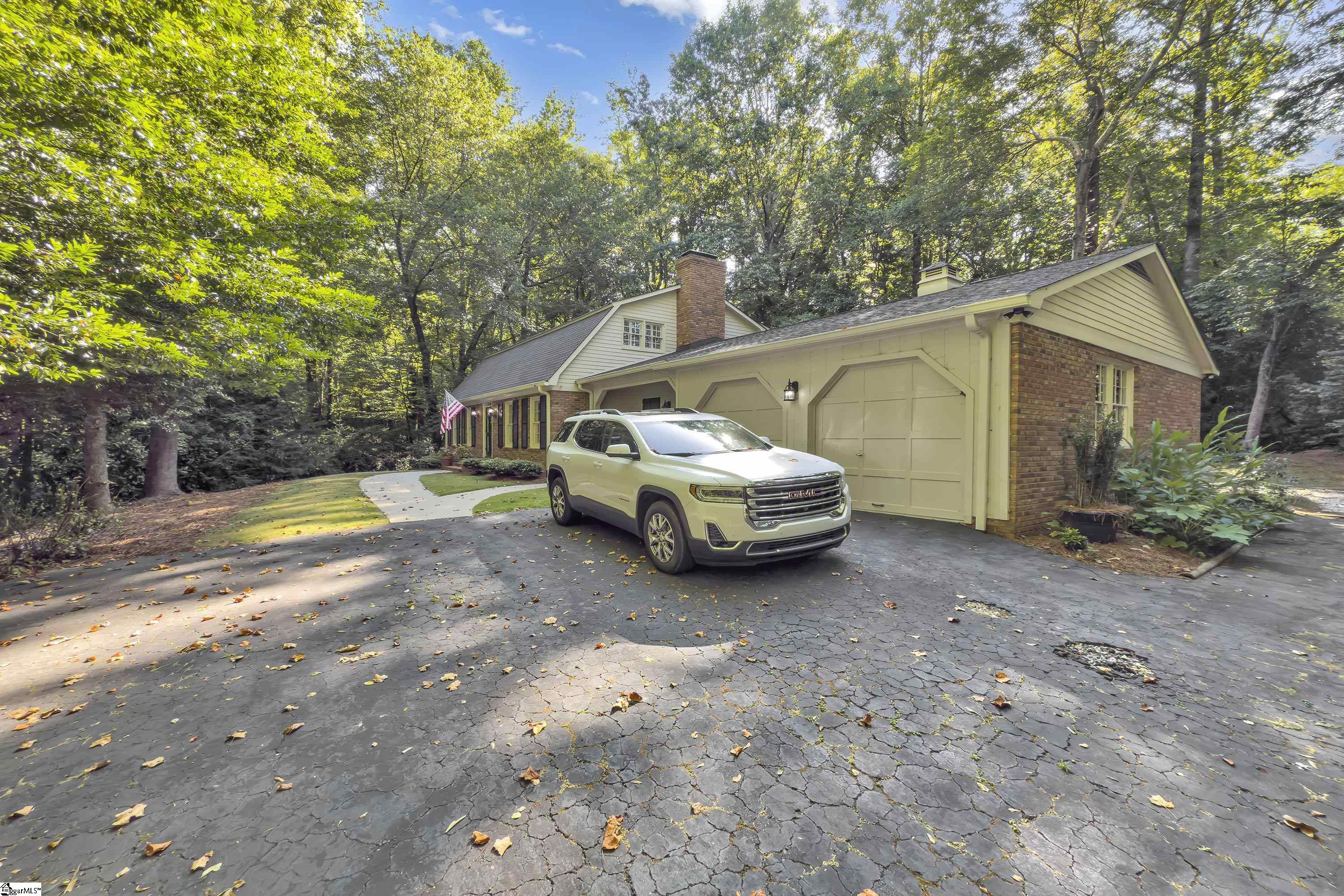 1023 Four Mile Branch Road Spartanburg, SC 29302