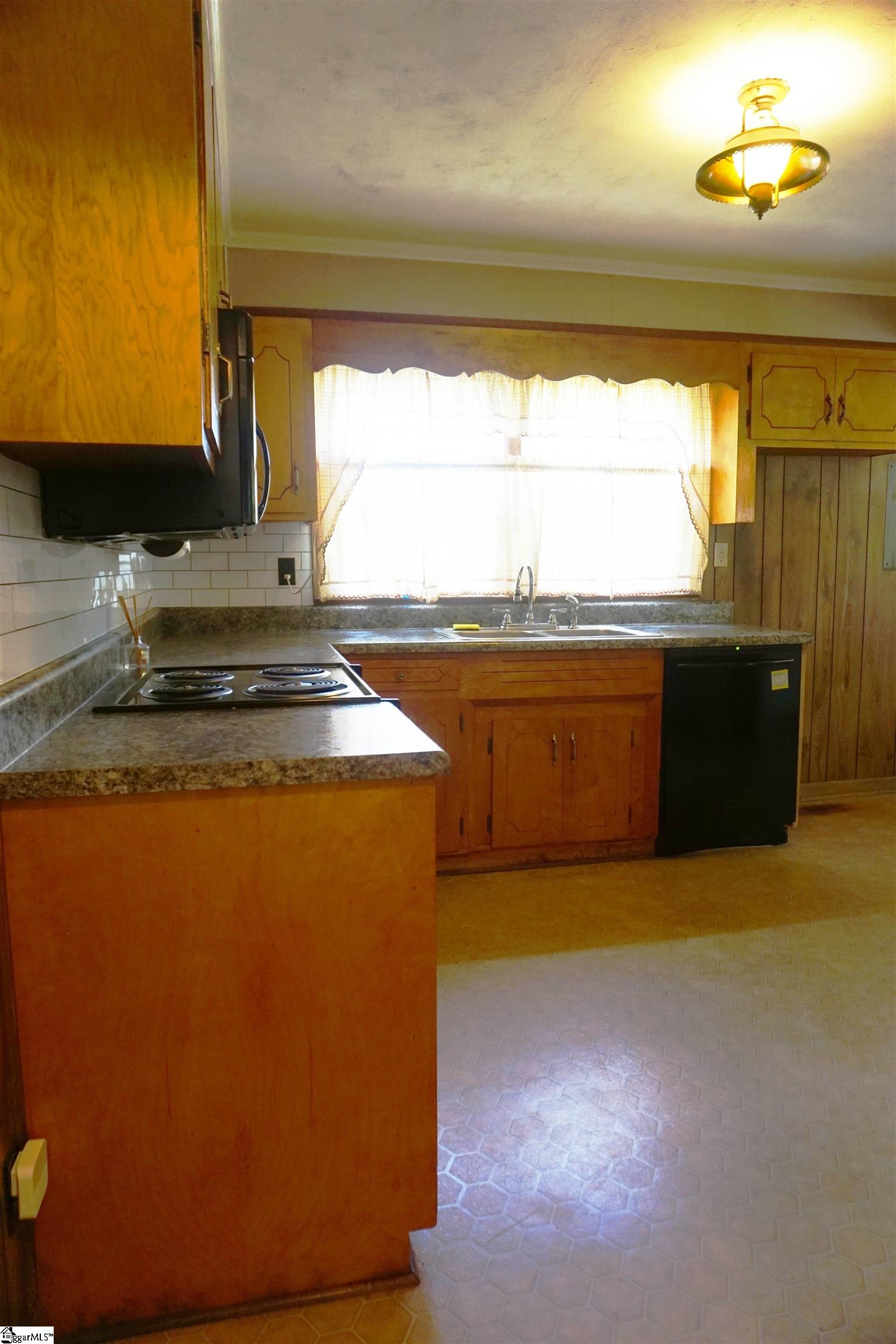 622 Ethel Road Spartanburg, SC 29301