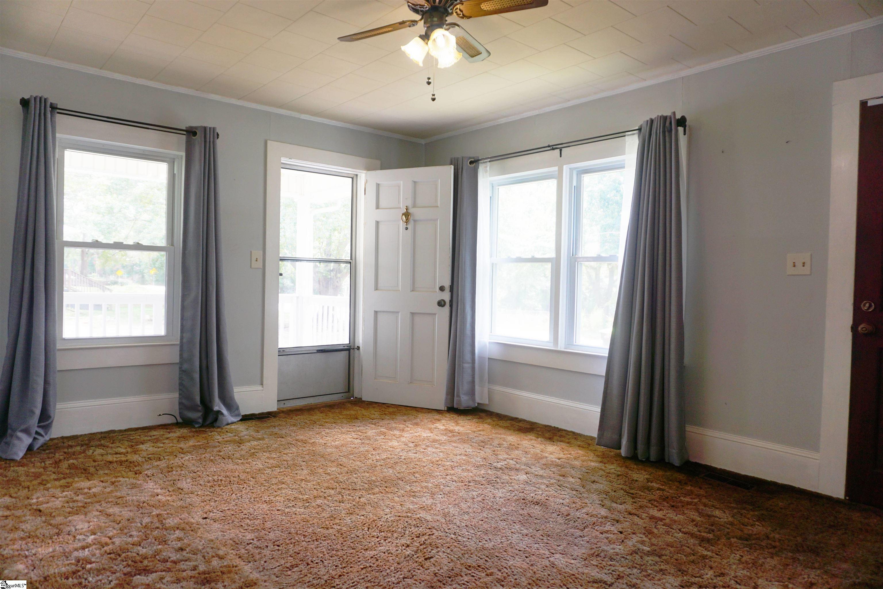 622 Ethel Road Spartanburg, SC 29301