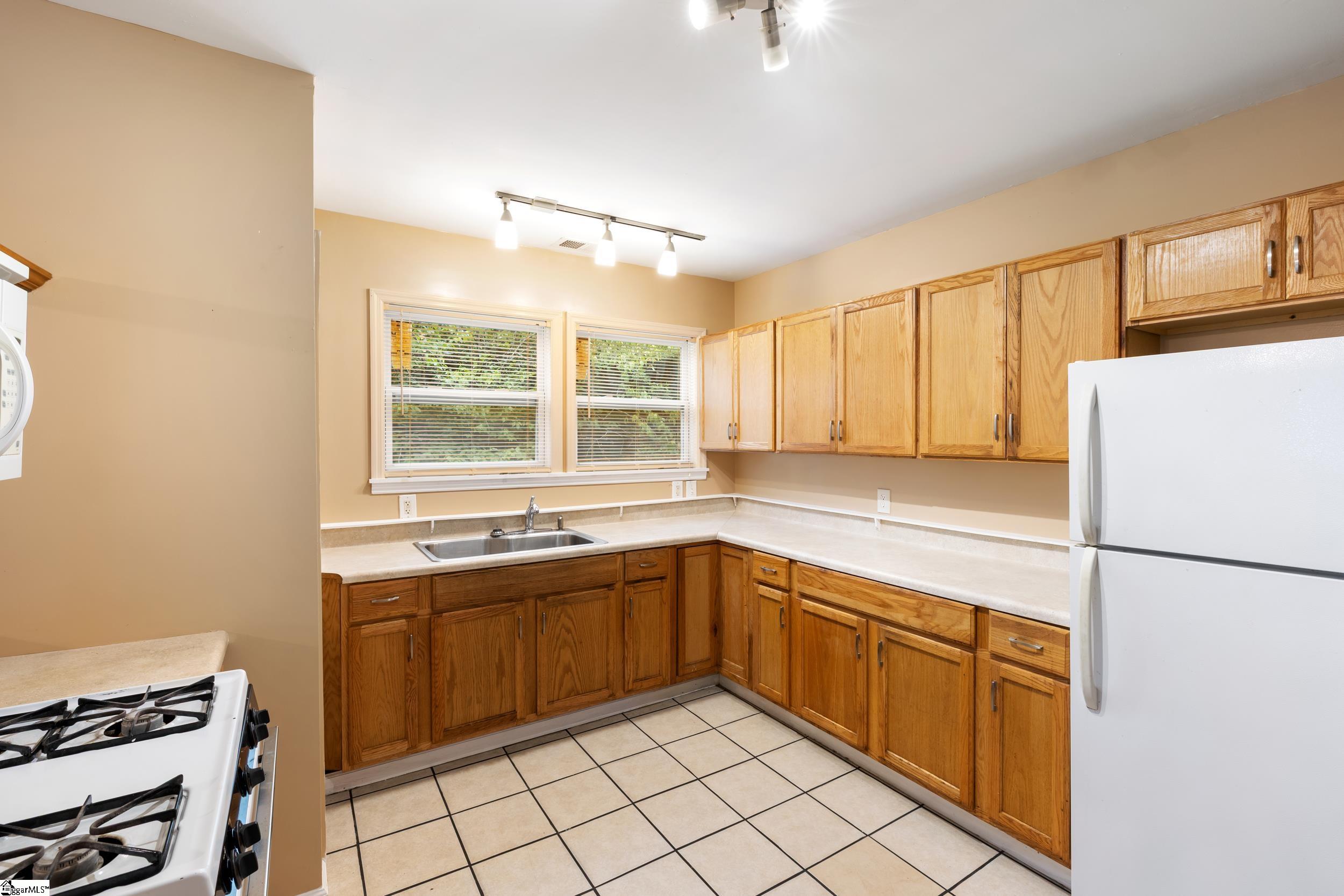 300 Strickland Avenue Anderson, SC 29625