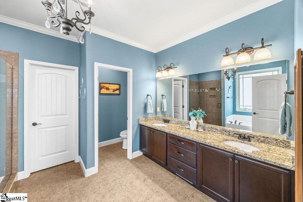 10 Meadowgold Lane Greer, SC 29651