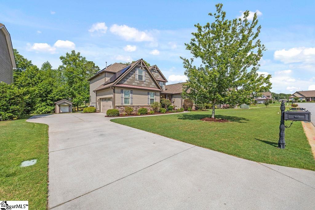 10 Meadowgold Lane Greer, SC 29651