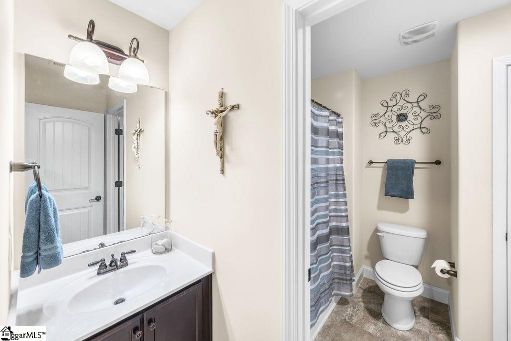 10 Meadowgold Lane Greer, SC 29651