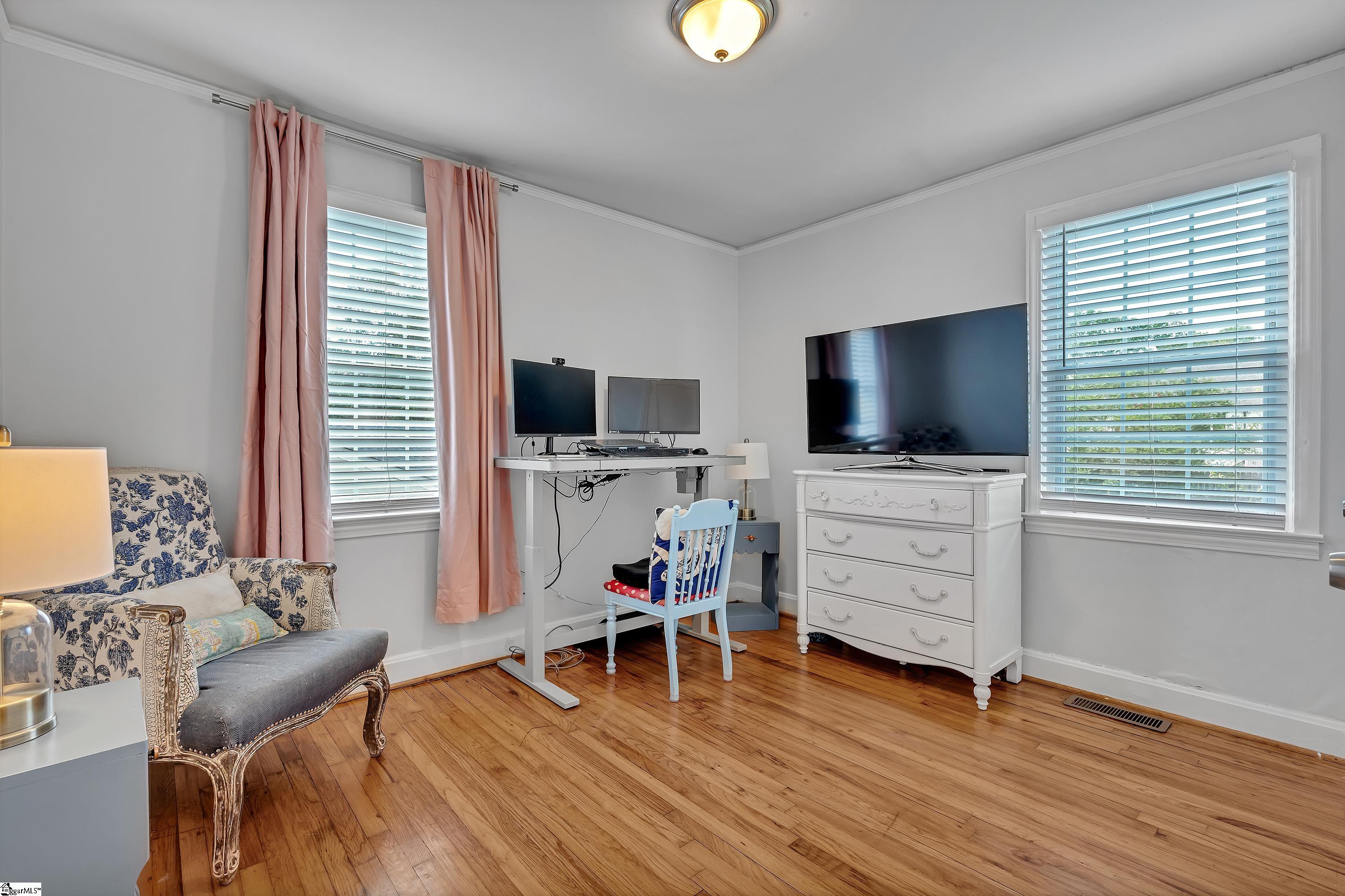 11 Princeton Avenue Greenville, SC 29607