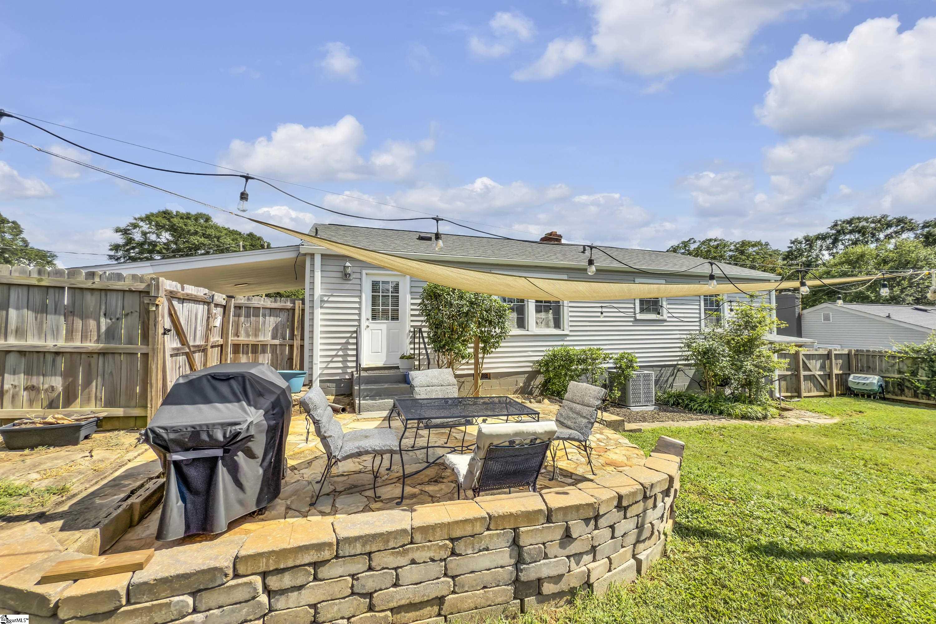 11 Princeton Avenue Greenville, SC 29607