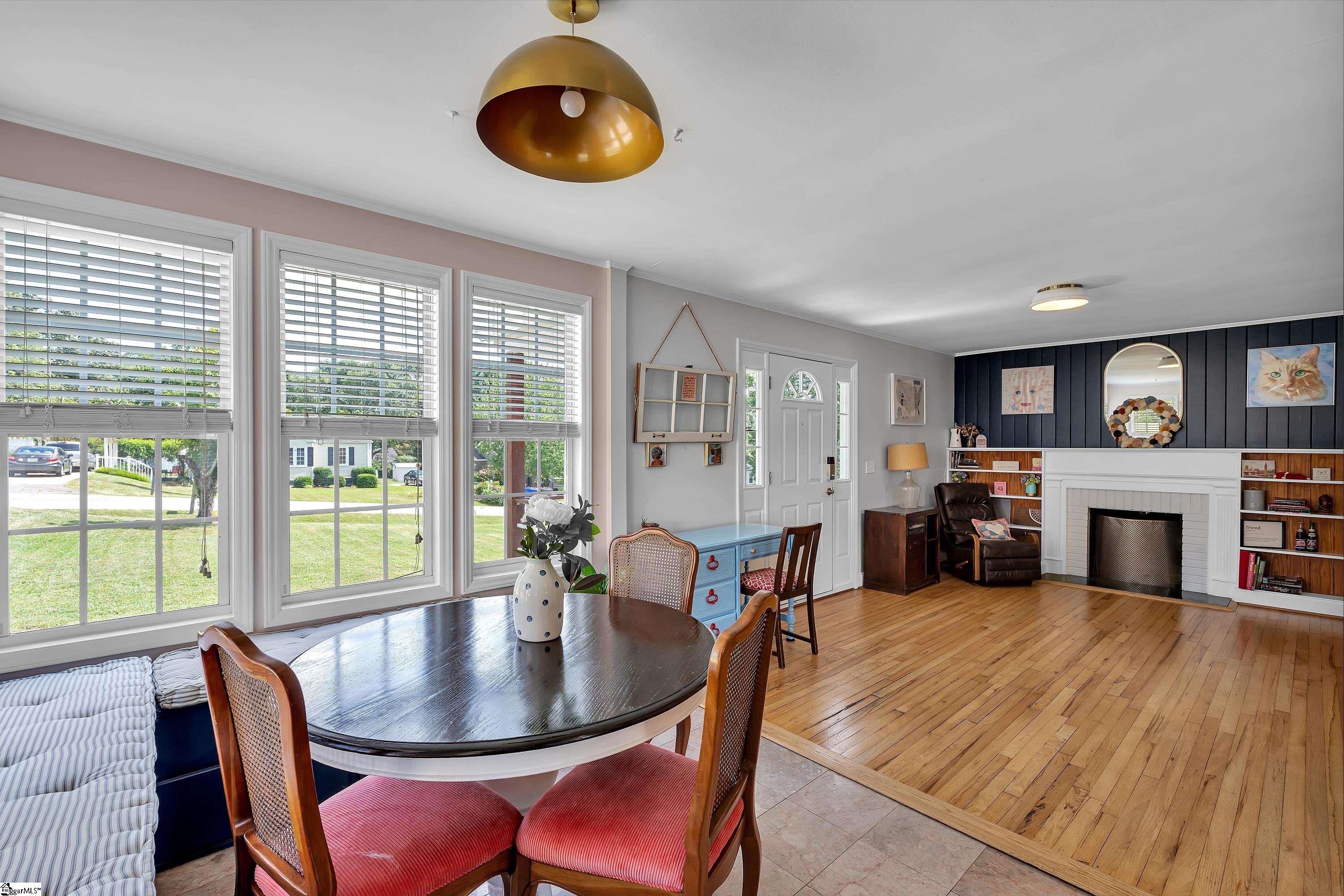 11 Princeton Avenue Greenville, SC 29607