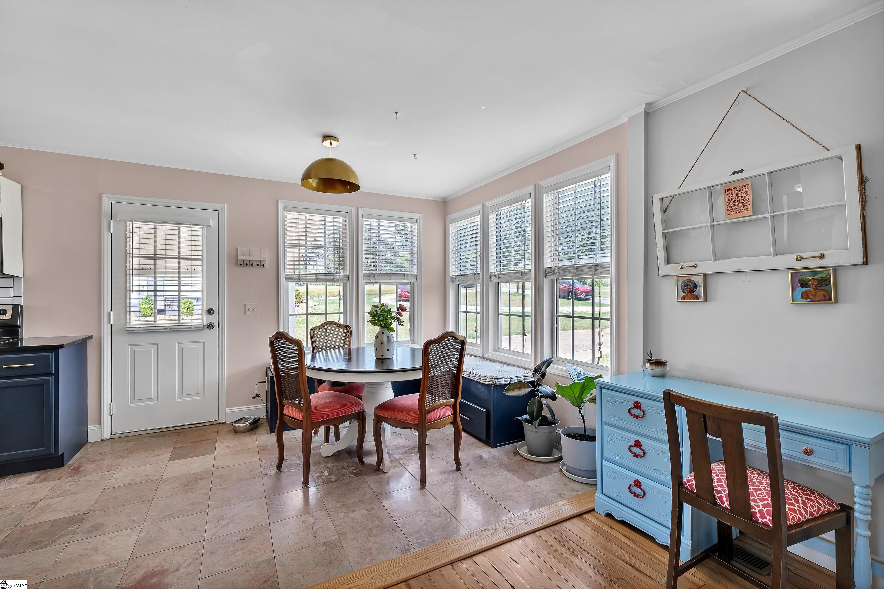 11 Princeton Avenue Greenville, SC 29607
