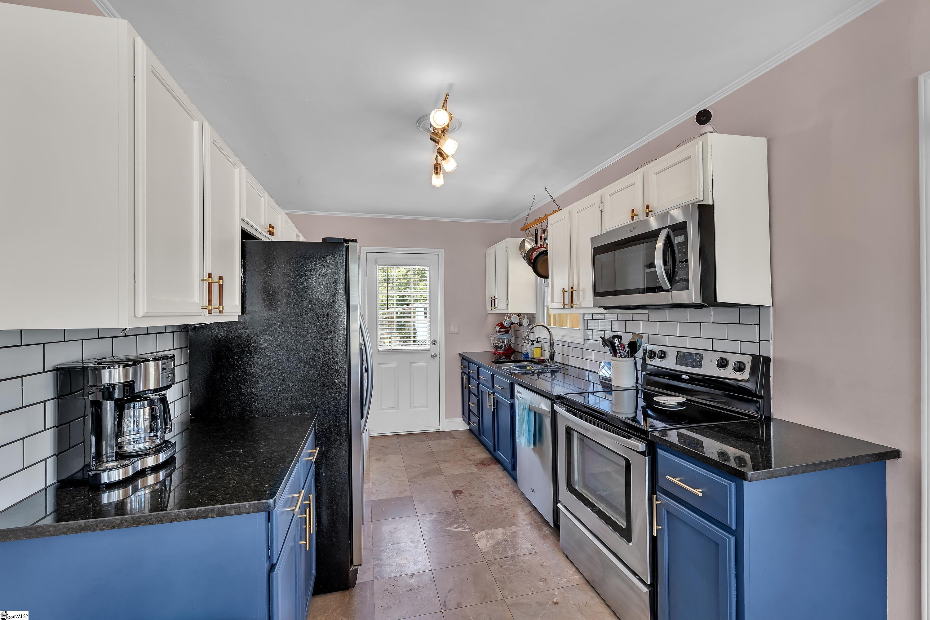 11 Princeton Avenue Greenville, SC 29607