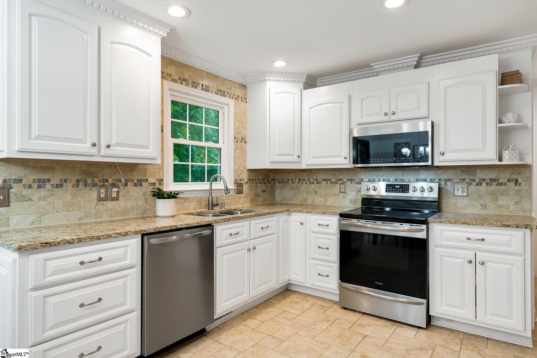 207 White Water Court Greer, SC 29650