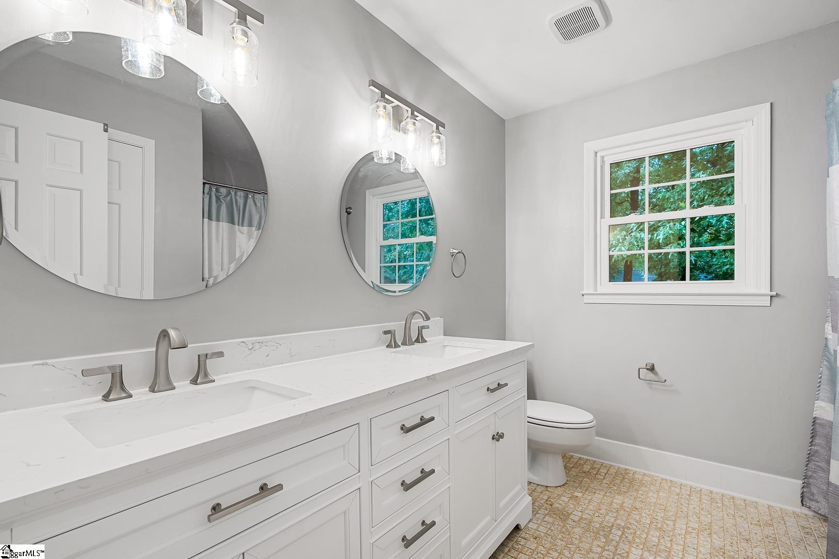 207 White Water Court Greer, SC 29650