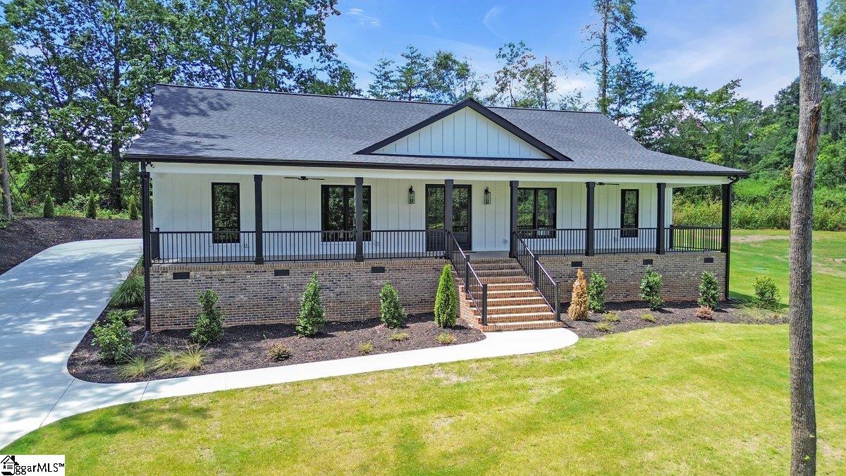 2371 Tigerville Road Travelers Rest, SC 29690