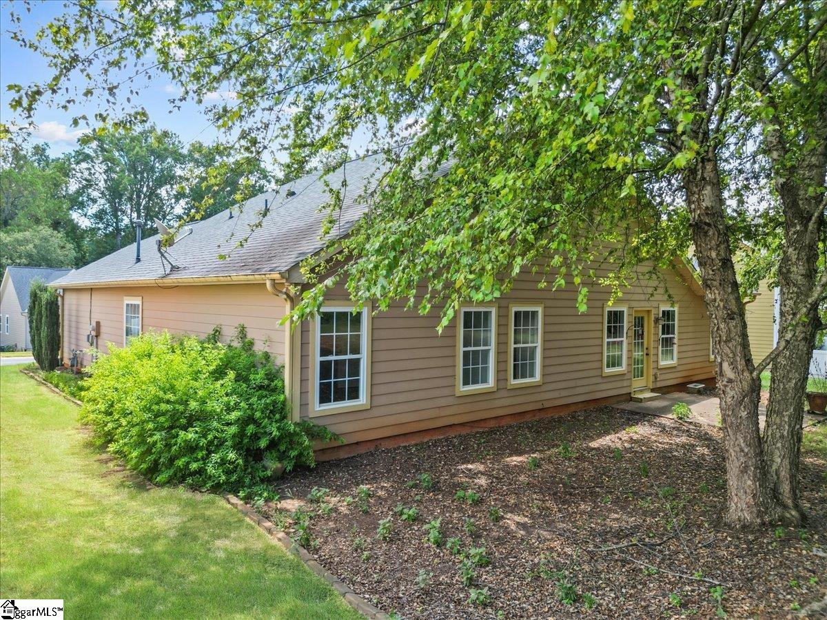 120 Hidden Springs Lane Taylors, SC 29687