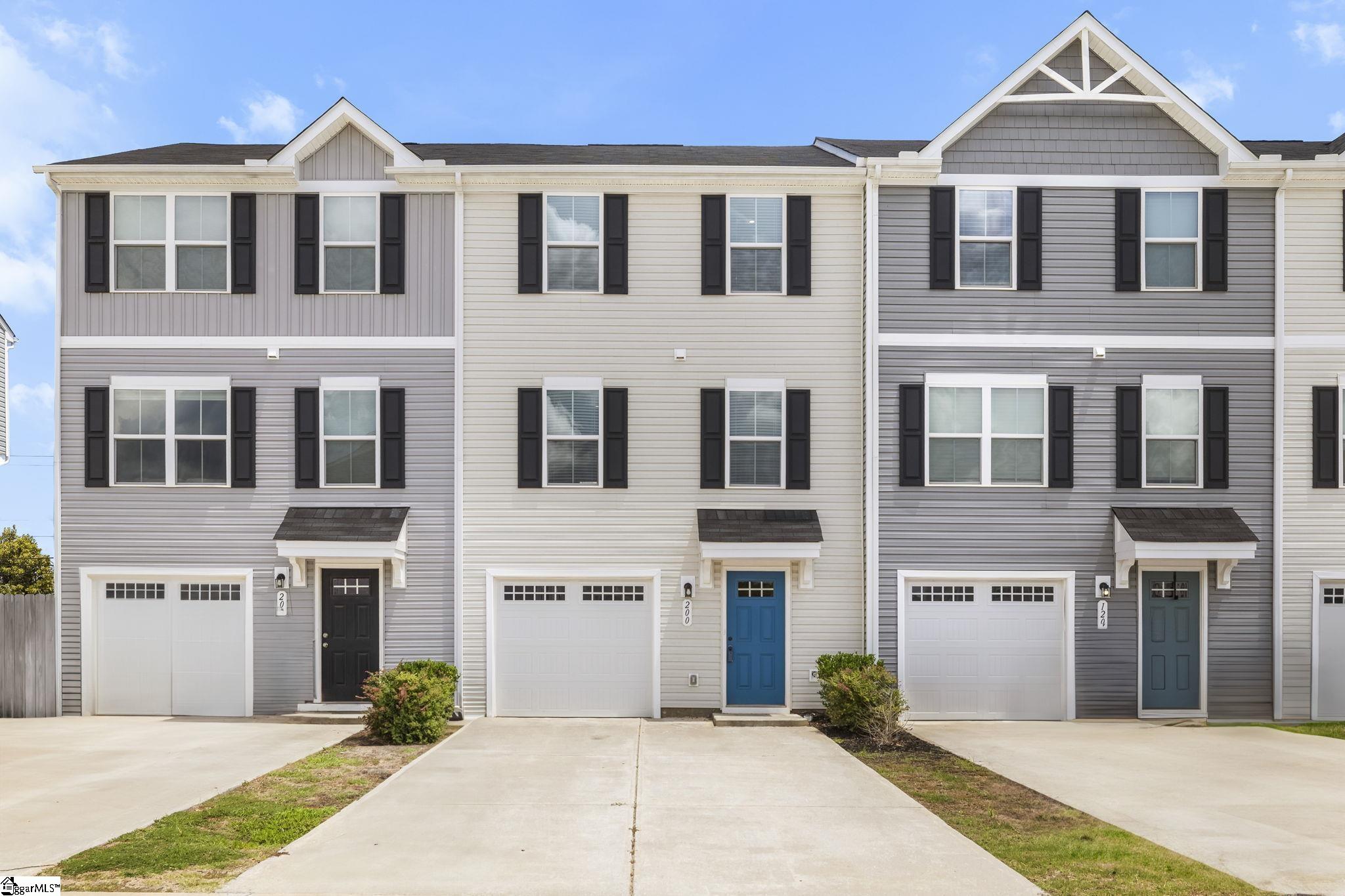 200 Bearmont Trail Greenville, SC 29617