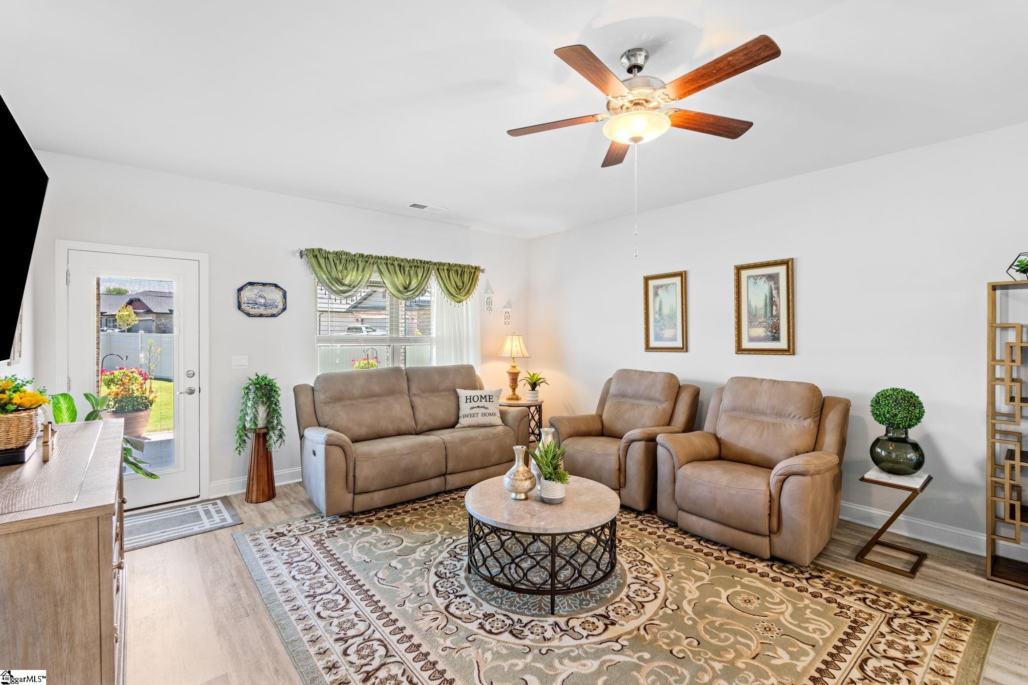 2 Woodcross Drive Simpsonville, SC 29681