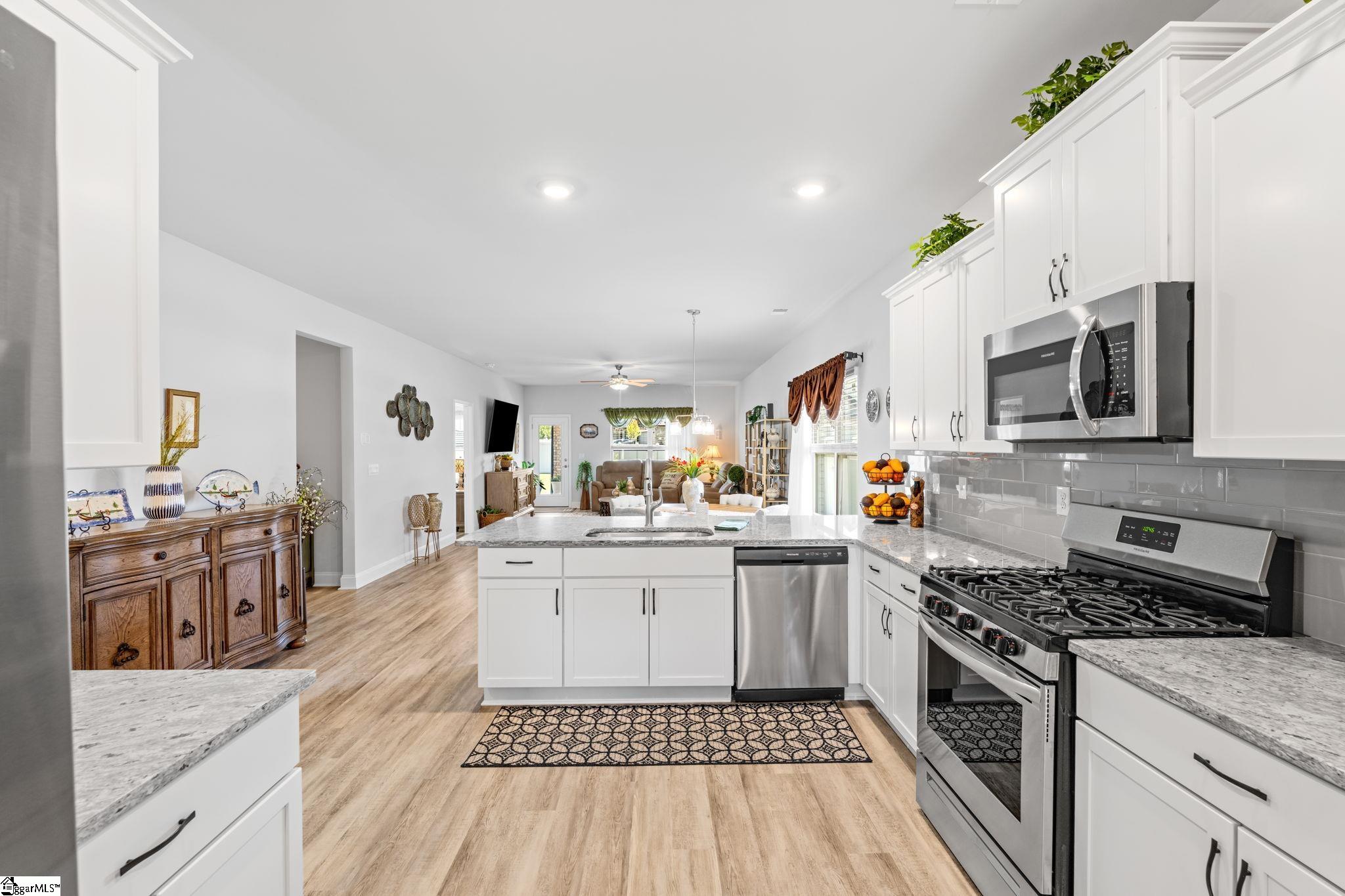 2 Woodcross Drive Simpsonville, SC 29681