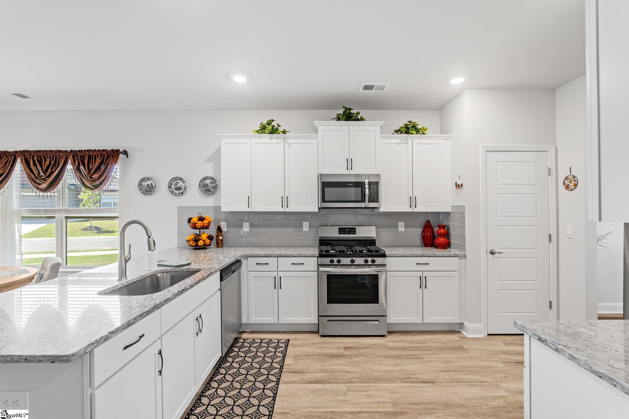 2 Woodcross Drive Simpsonville, SC 29681