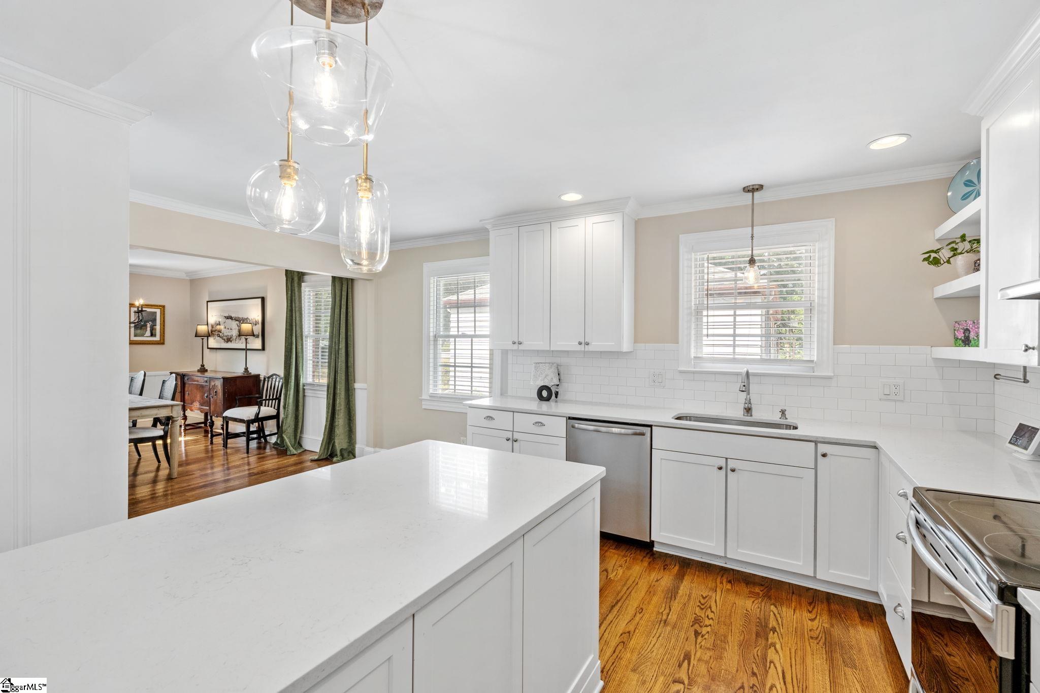 2101 EAST East North Street Greenville, SC 29607