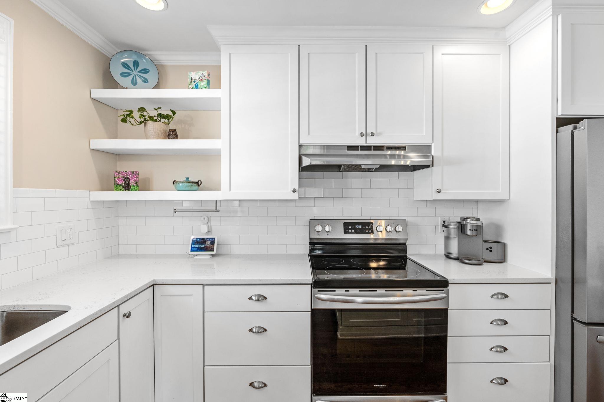 2101 EAST East North Street Greenville, SC 29607