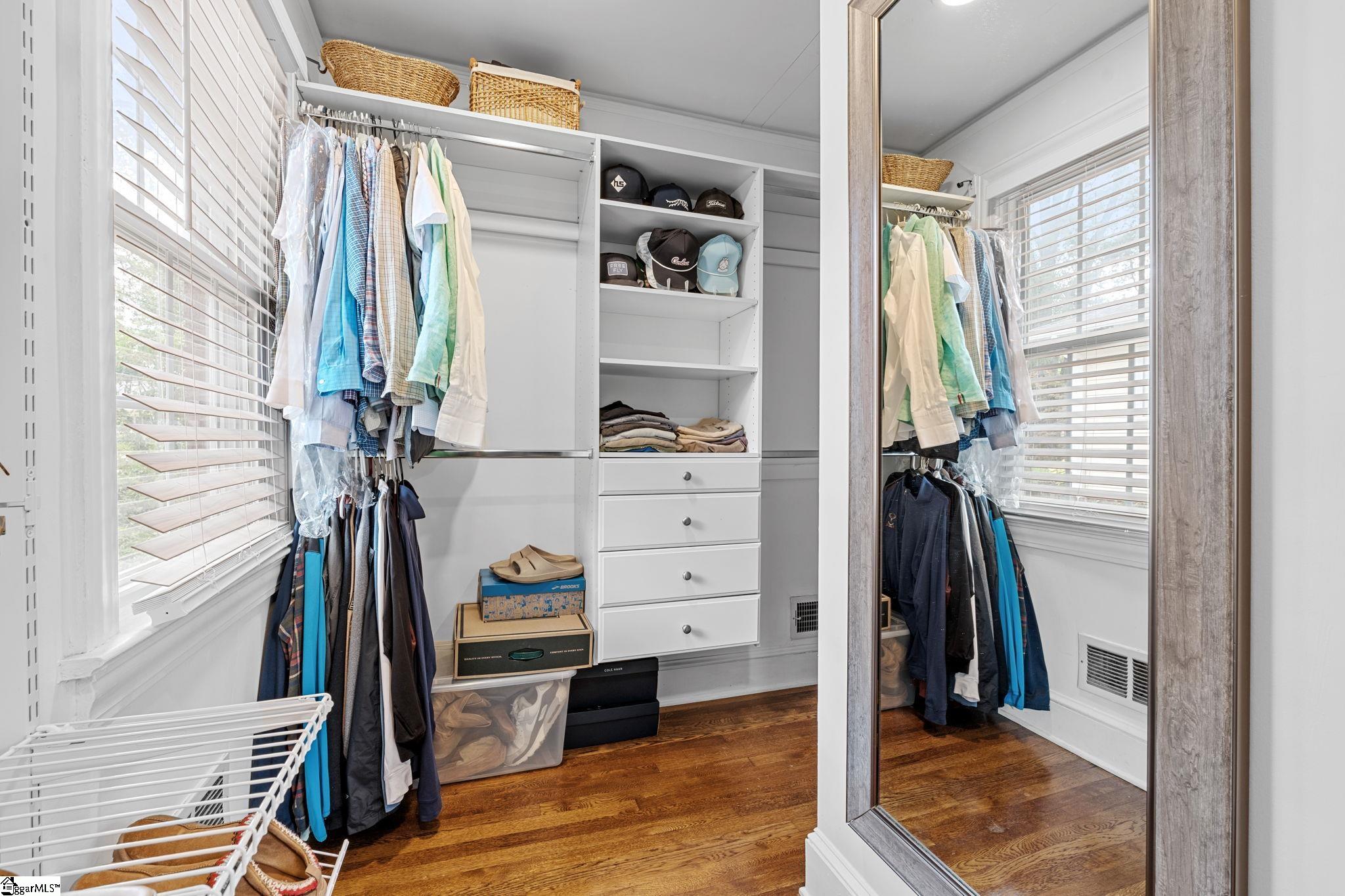 2101 EAST East North Street Greenville, SC 29607