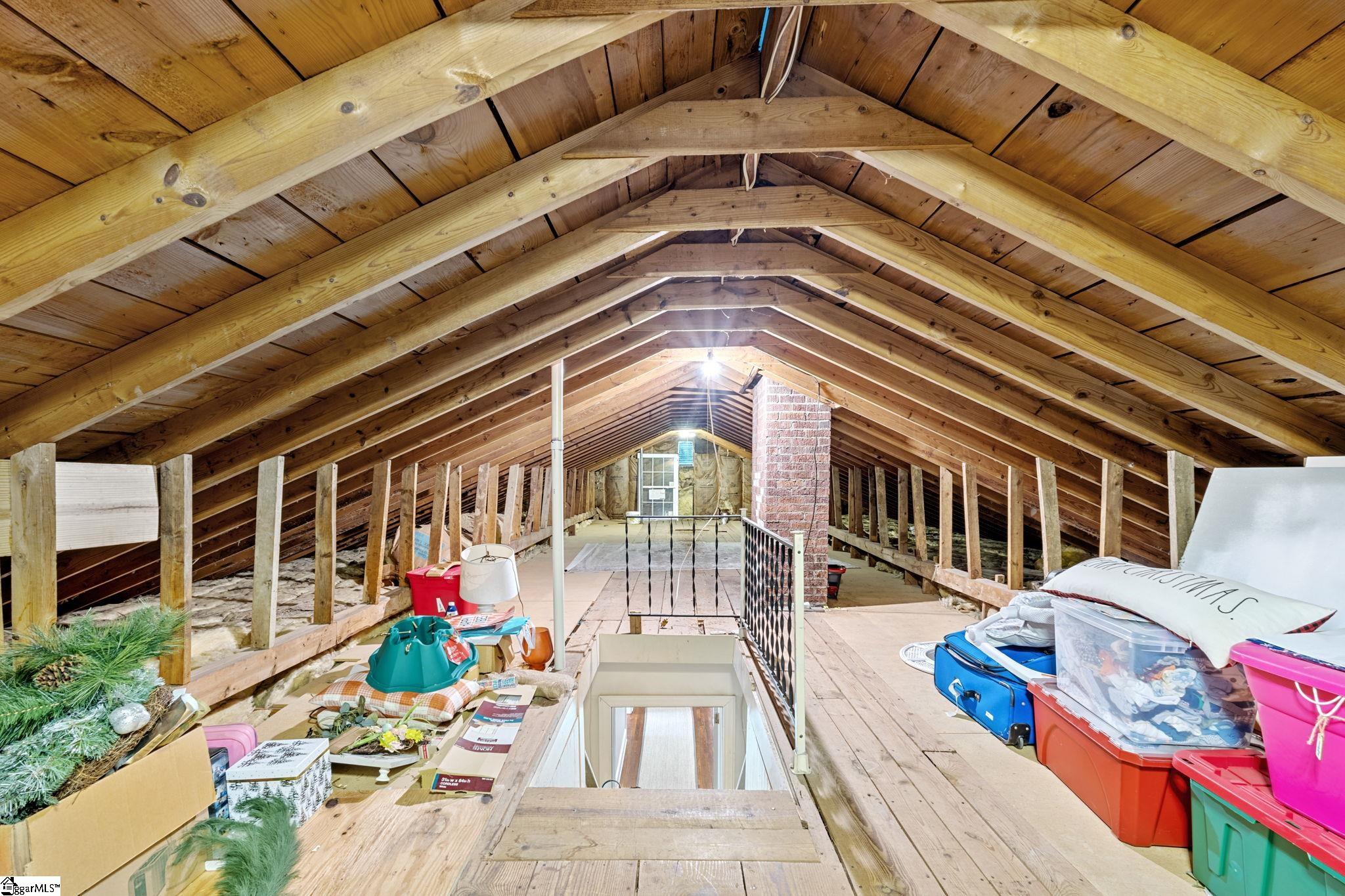 2101 EAST East North Street Greenville, SC 29607