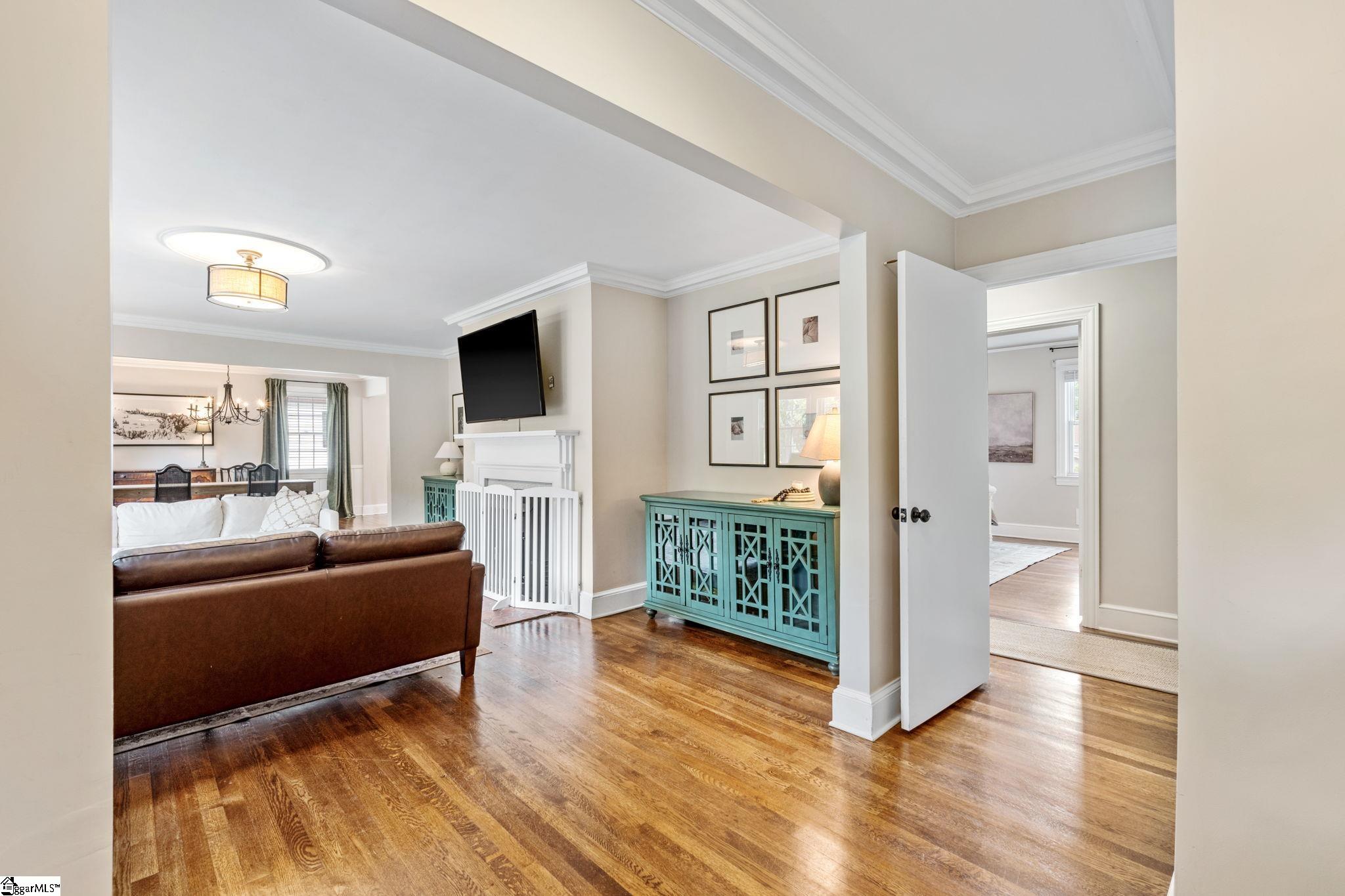 2101 EAST East North Street Greenville, SC 29607