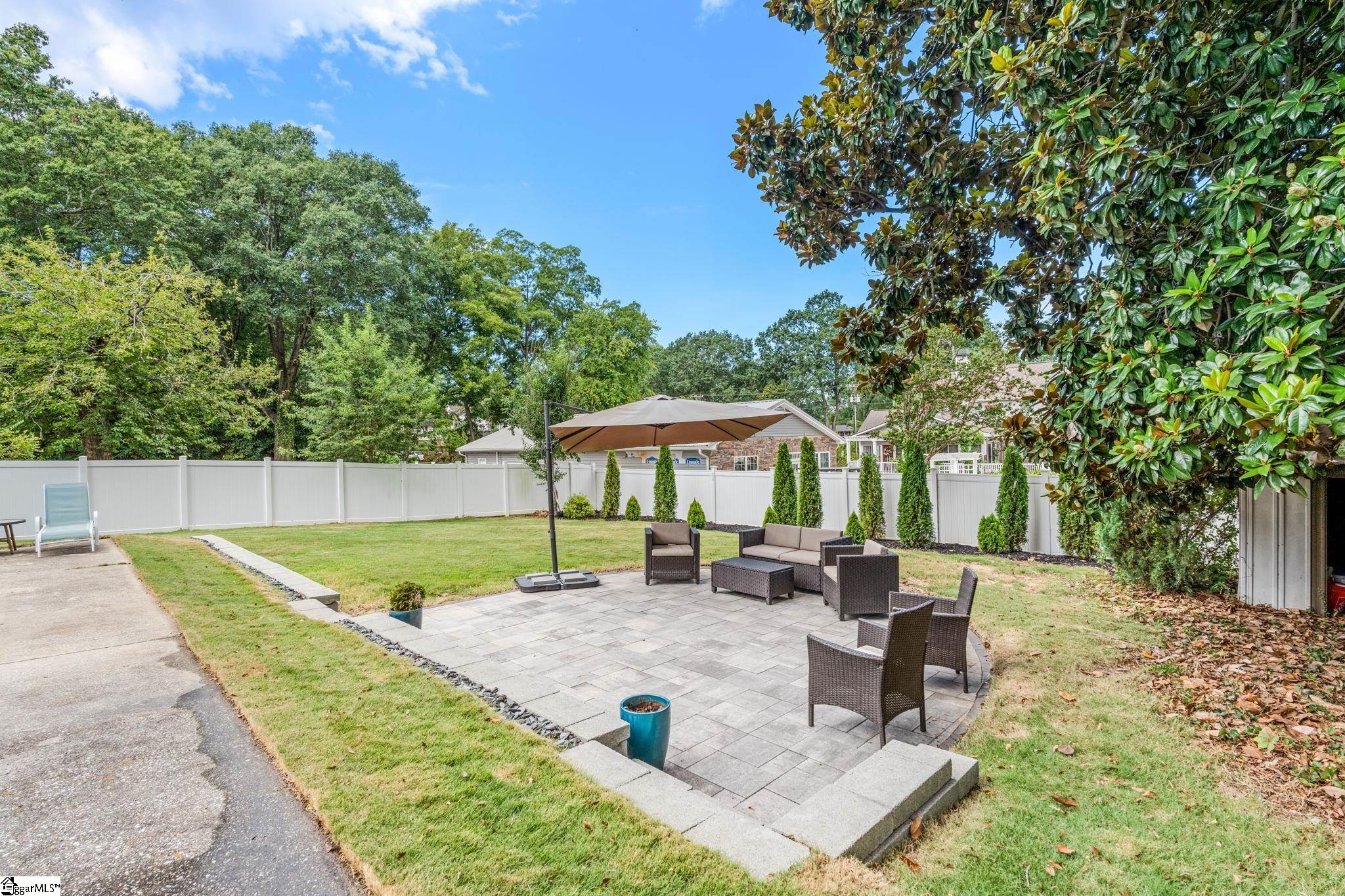 2101 EAST East North Street Greenville, SC 29607