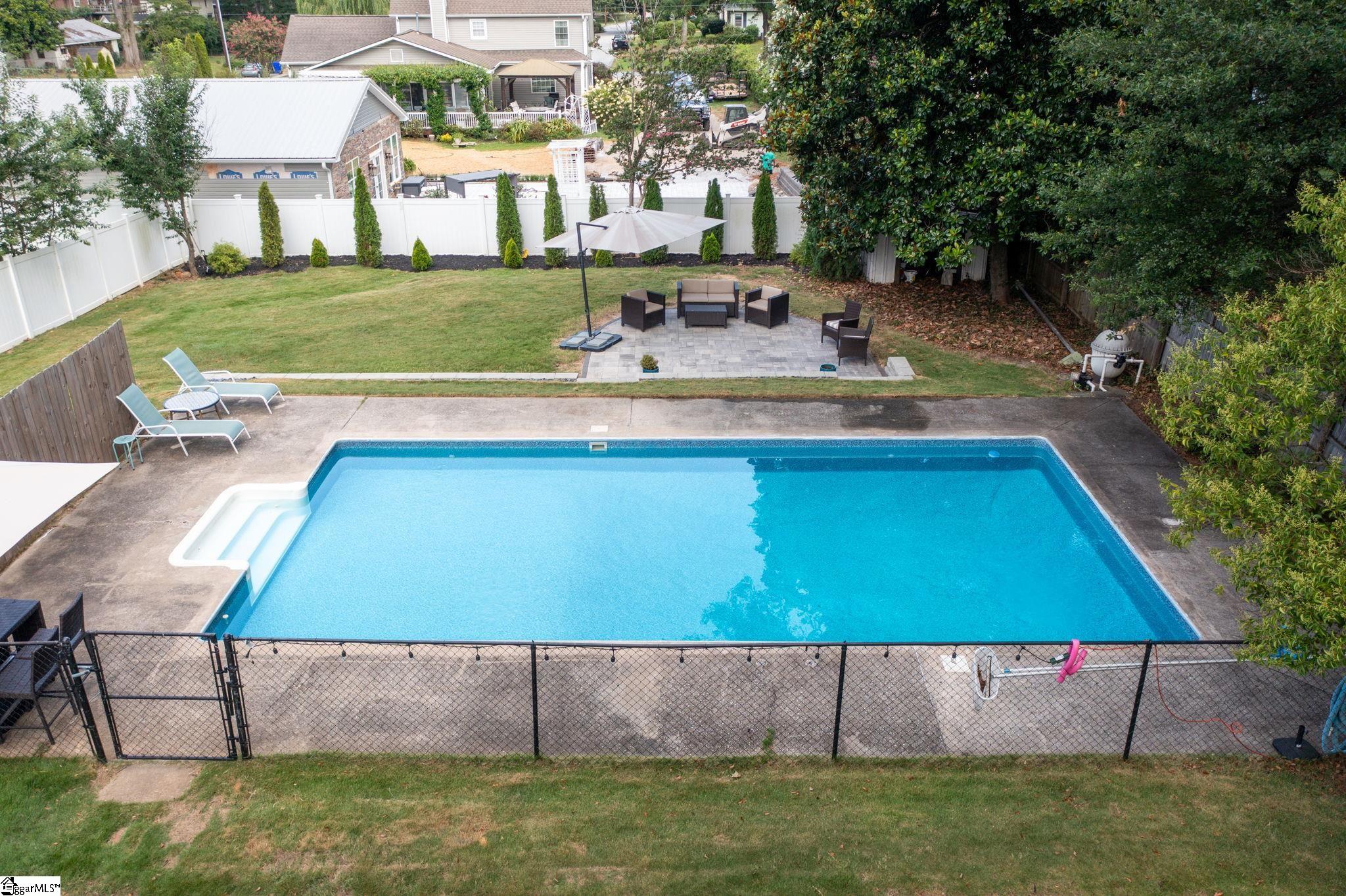 2101 EAST East North Street Greenville, SC 29607