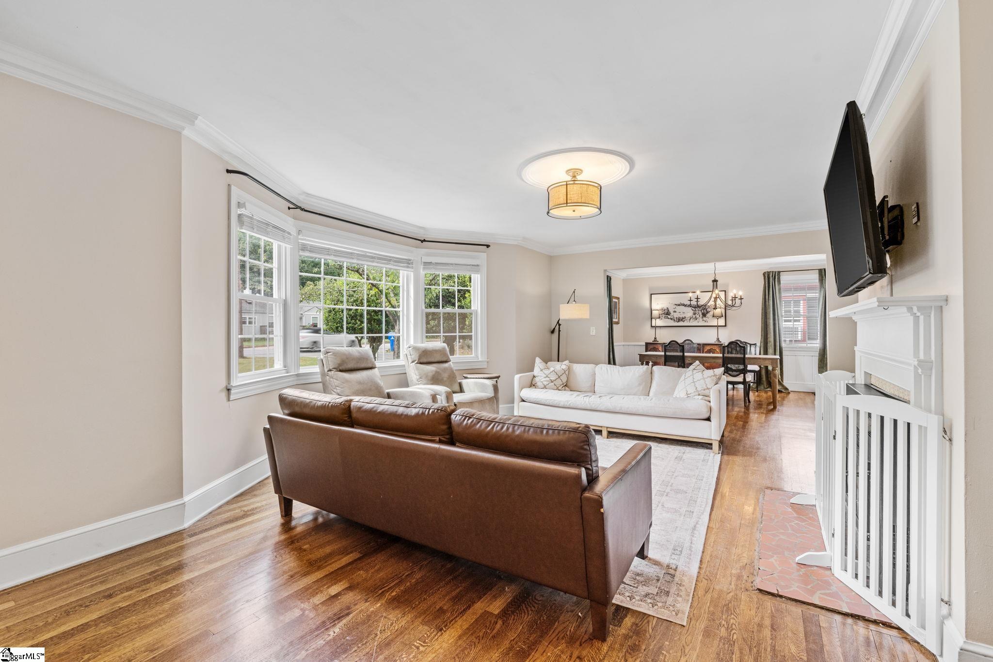 2101 EAST East North Street Greenville, SC 29607