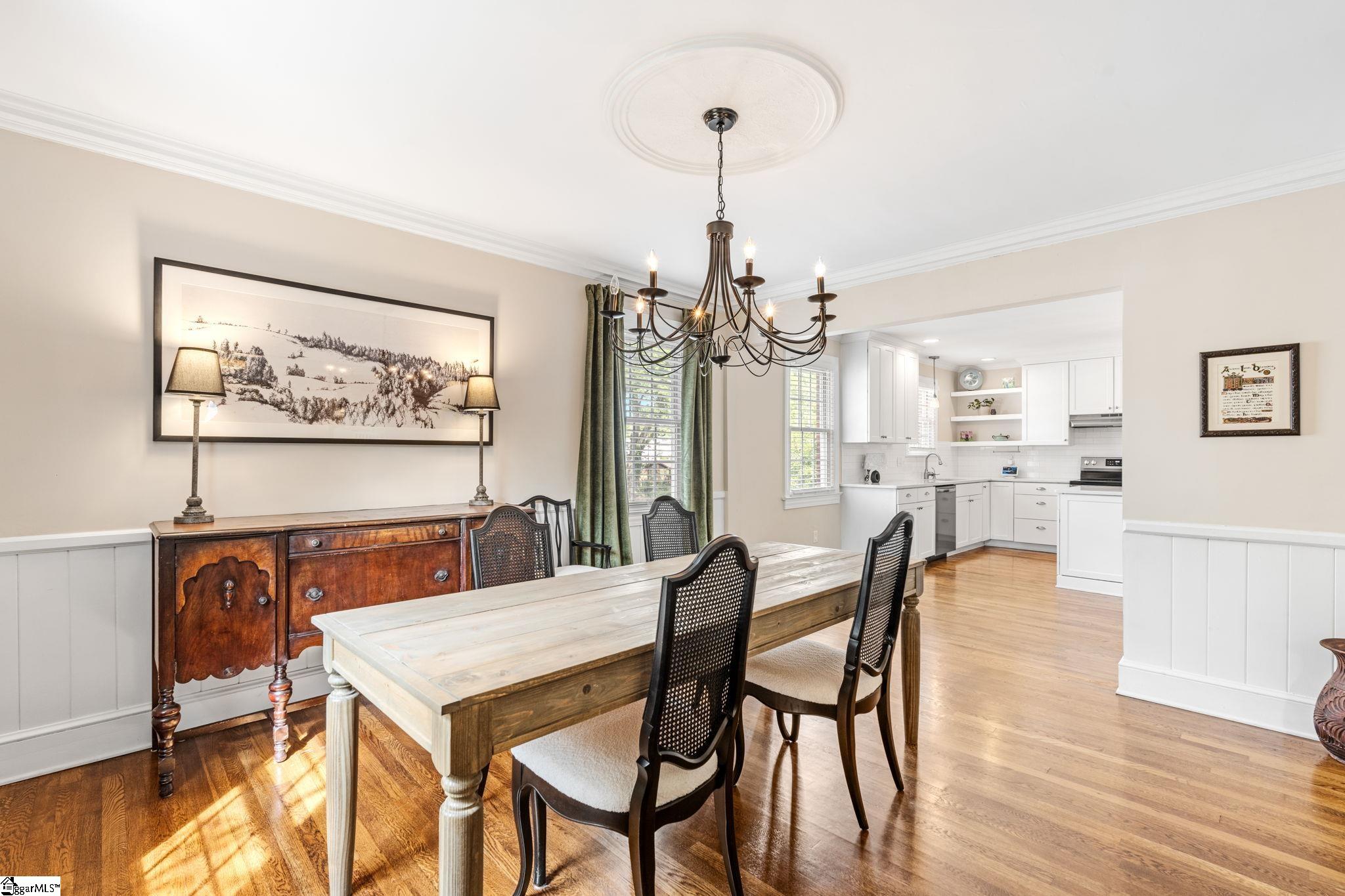 2101 EAST East North Street Greenville, SC 29607