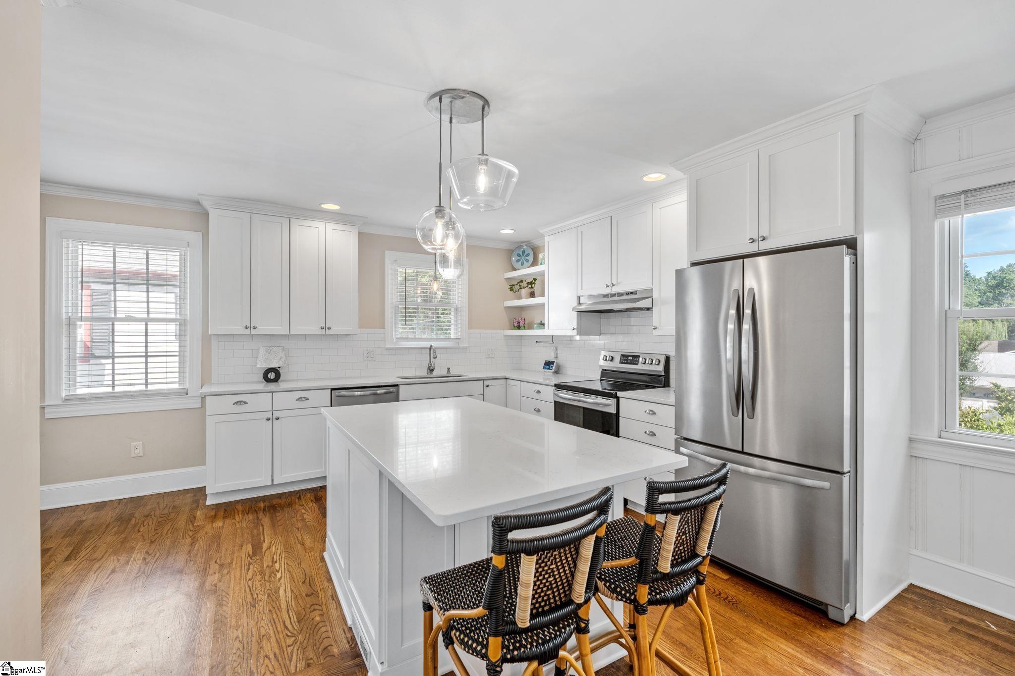 2101 EAST East North Street Greenville, SC 29607