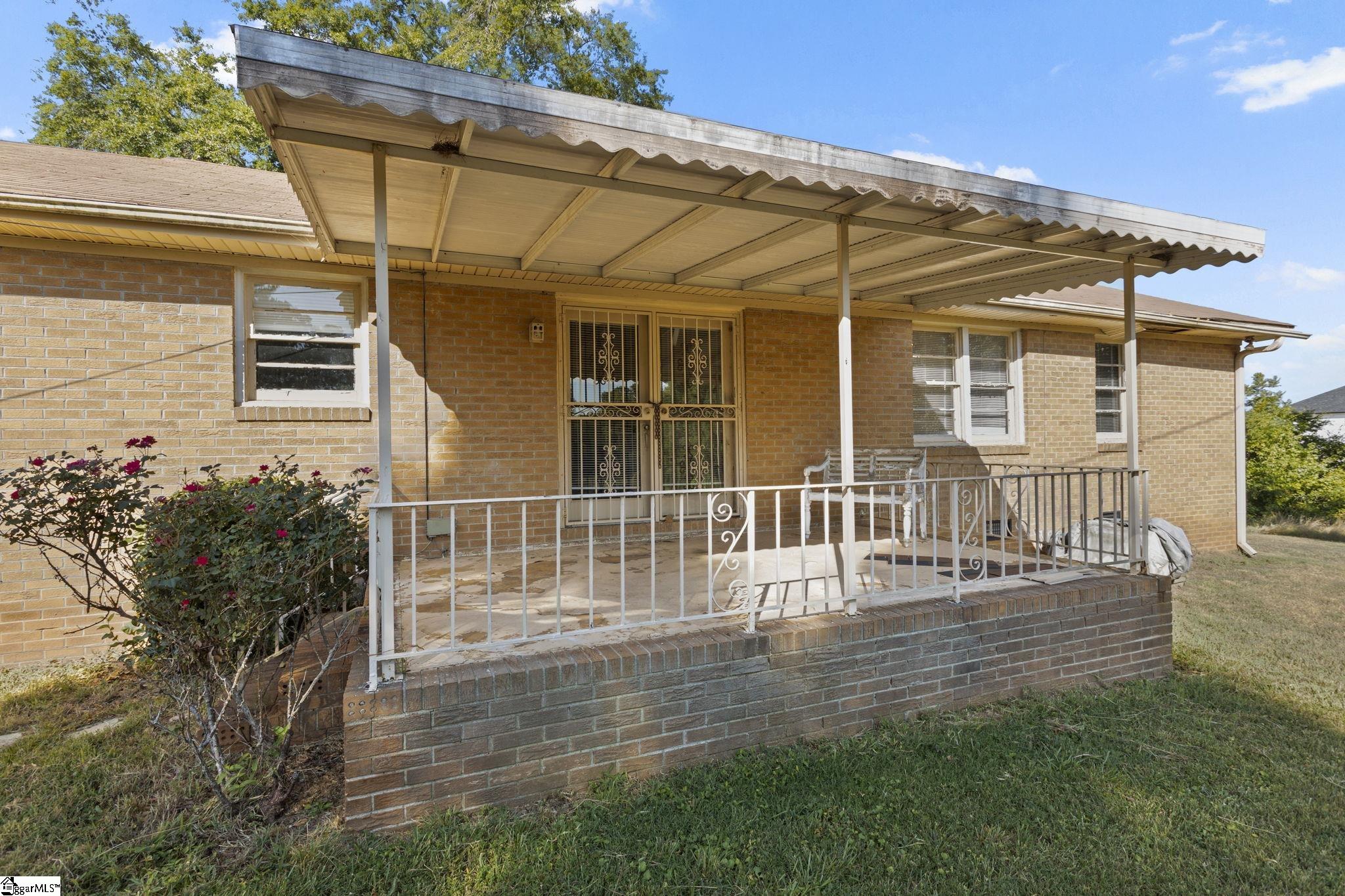 25 Goodwin Drive Taylors, SC 29687