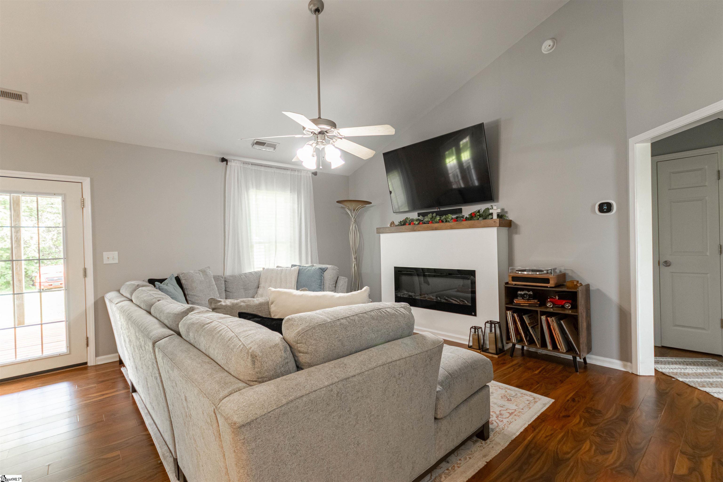 116 Hurst Avenue Anderson, SC 29625