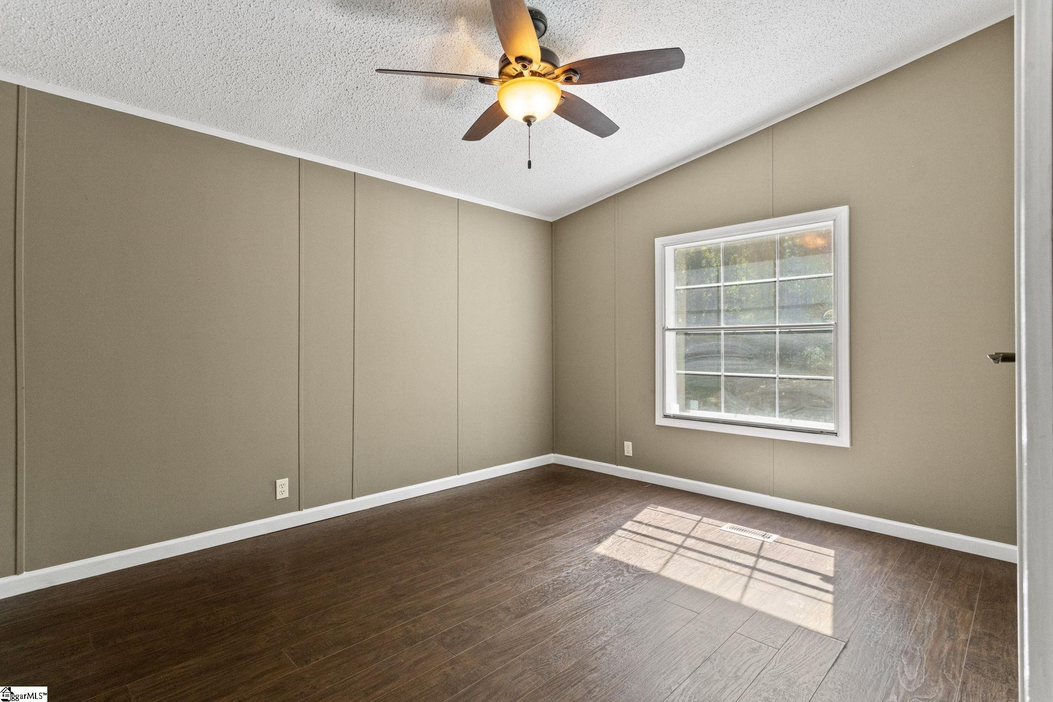 196 New Harrison Bridge Road Simpsonville, SC 29680