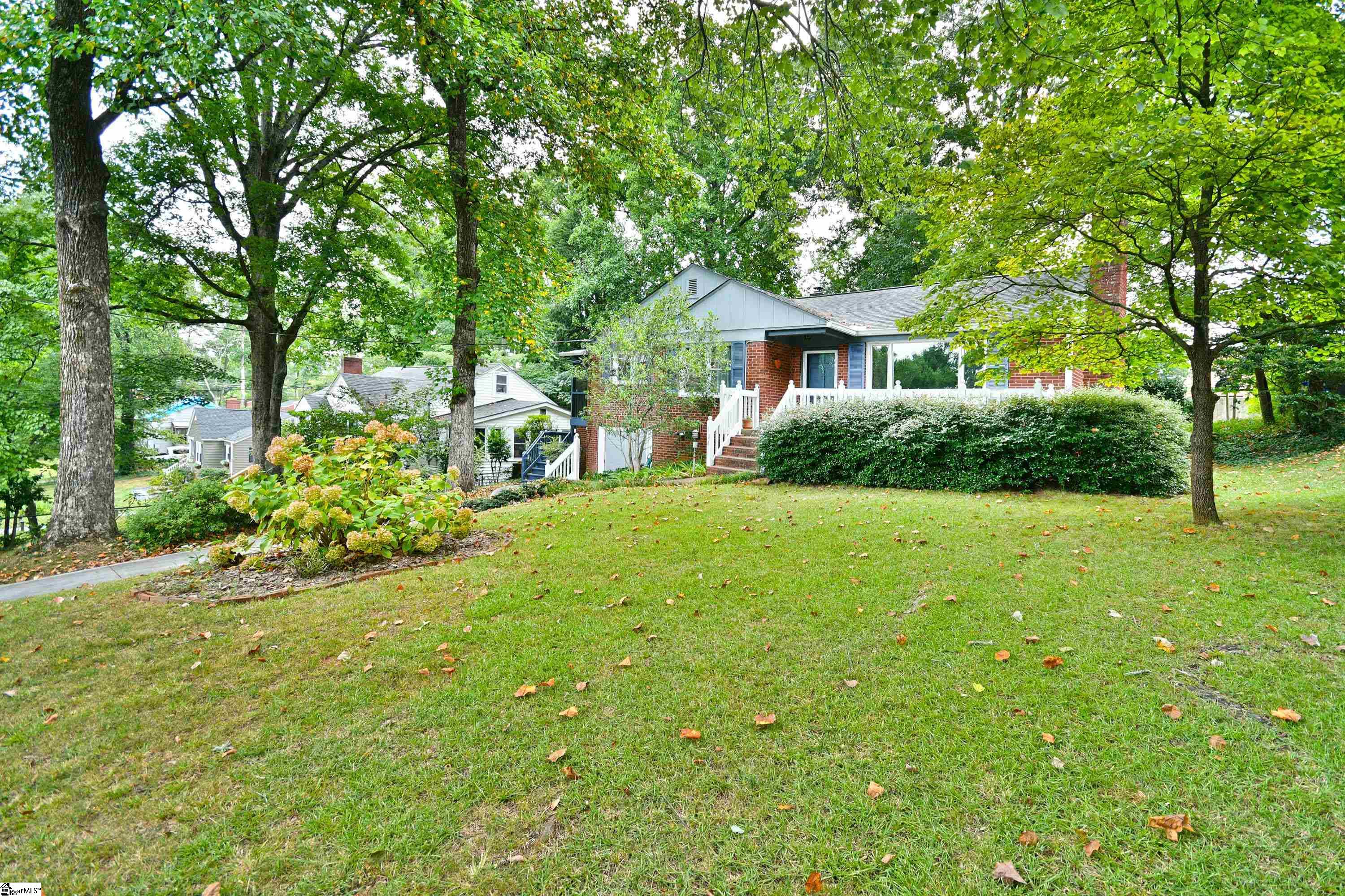 134 Bradley Boulevard Greenville, SC 29609