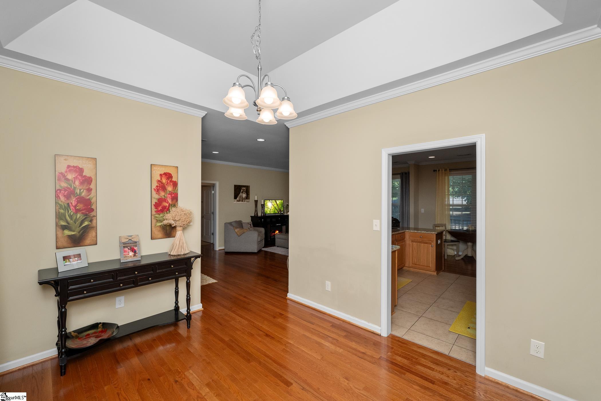 242 Hillcrest Commons Way Spartanburg, SC 29307