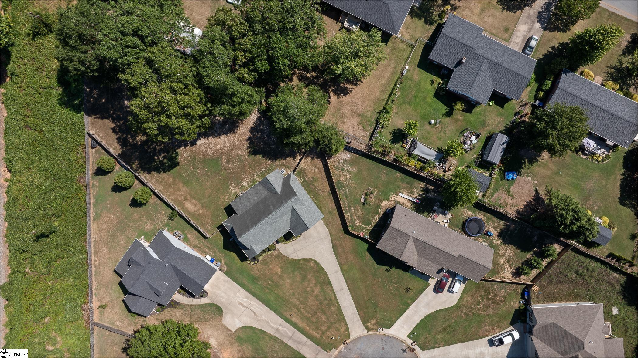 242 Hillcrest Commons Way Spartanburg, SC 29307