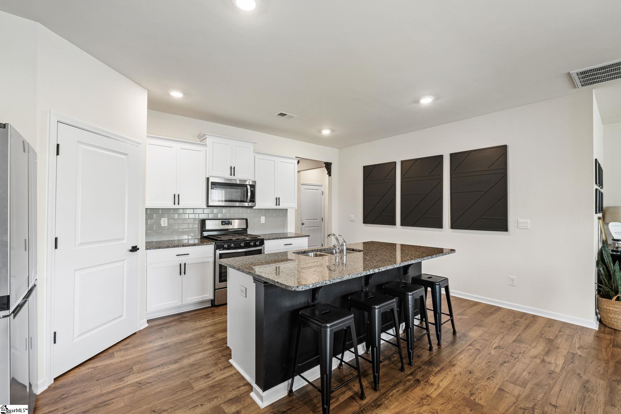 745 Rockhurst Way Woodruff, SC 29388