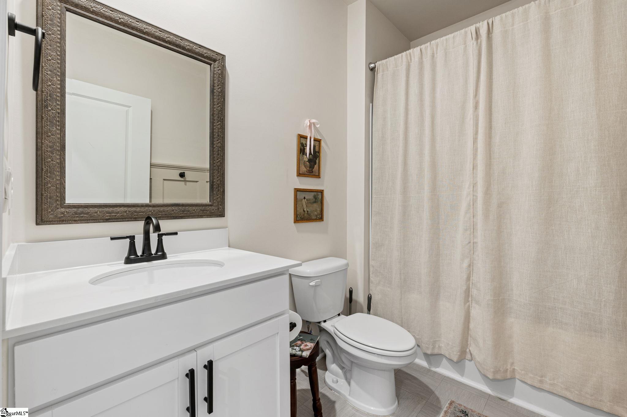 745 Rockhurst Way Woodruff, SC 29388