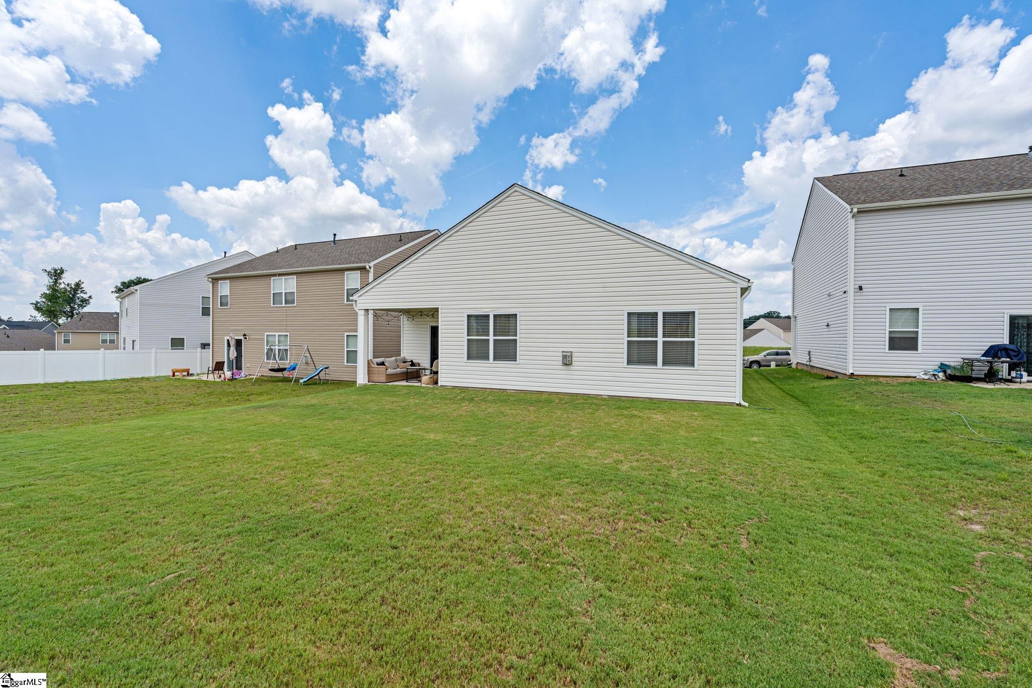 745 Rockhurst Way Woodruff, SC 29388