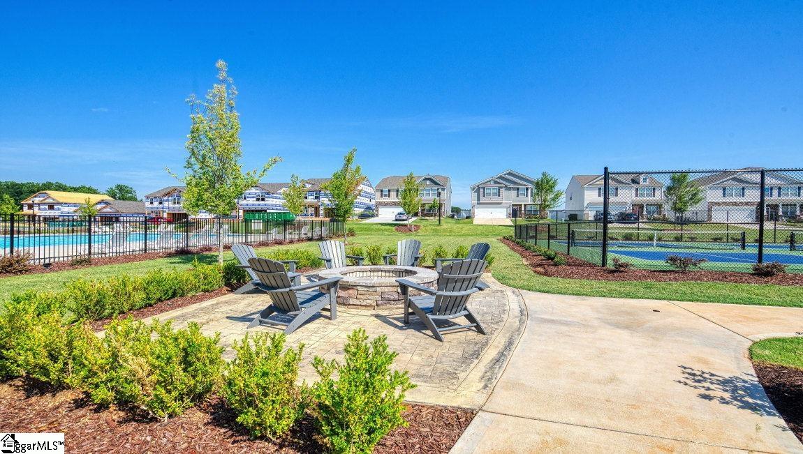 745 Rockhurst Way Woodruff, SC 29388
