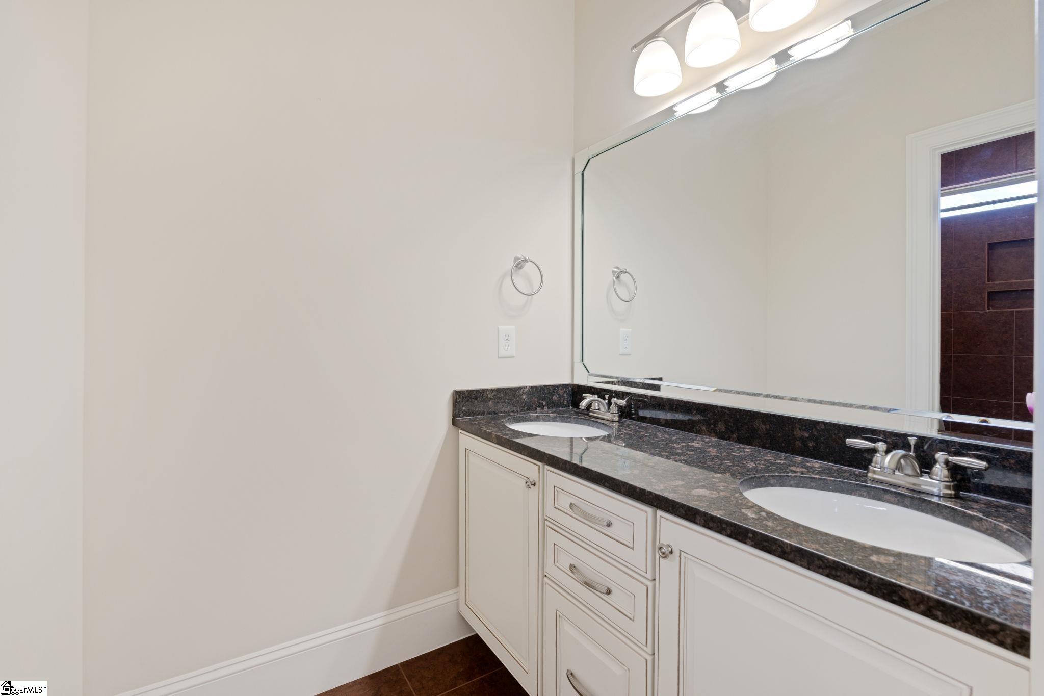 606 W Winding Slope Drive Piedmont, SC 29673