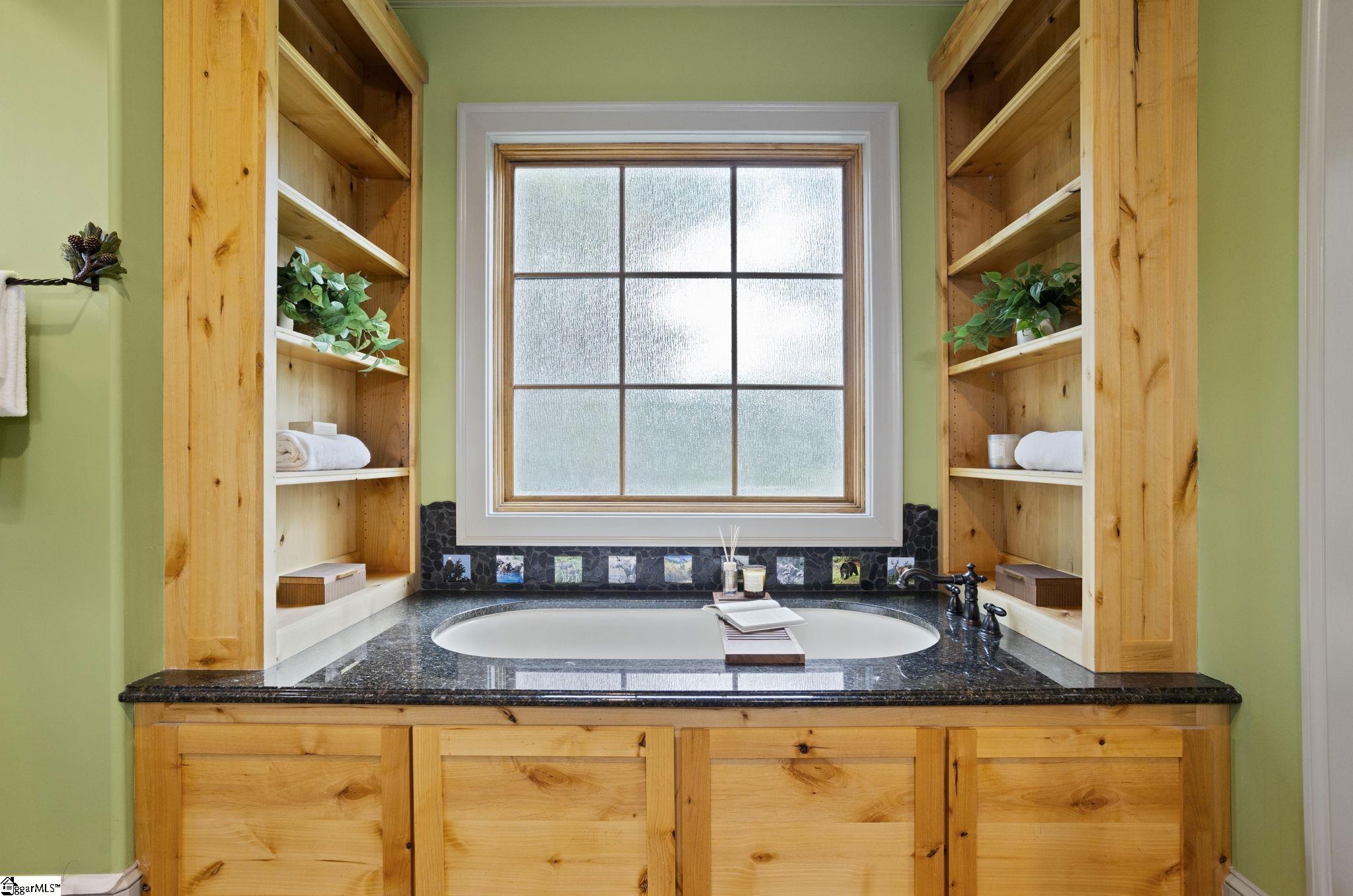 160 Mountain Brook Trail Greenville, SC 29609