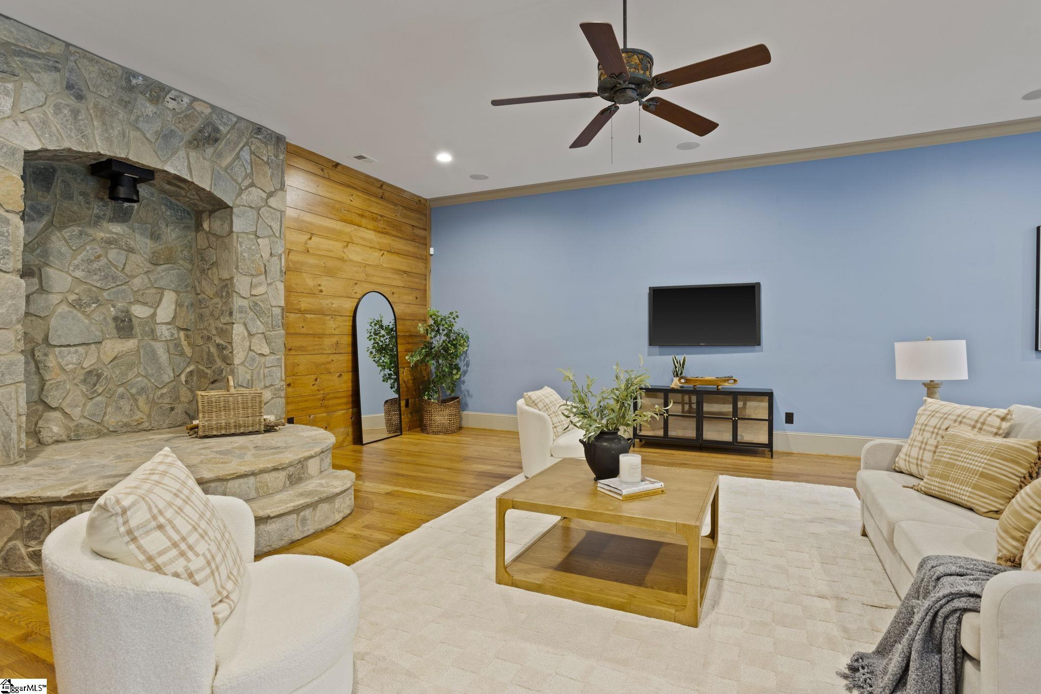 160 Mountain Brook Trail Greenville, SC 29609
