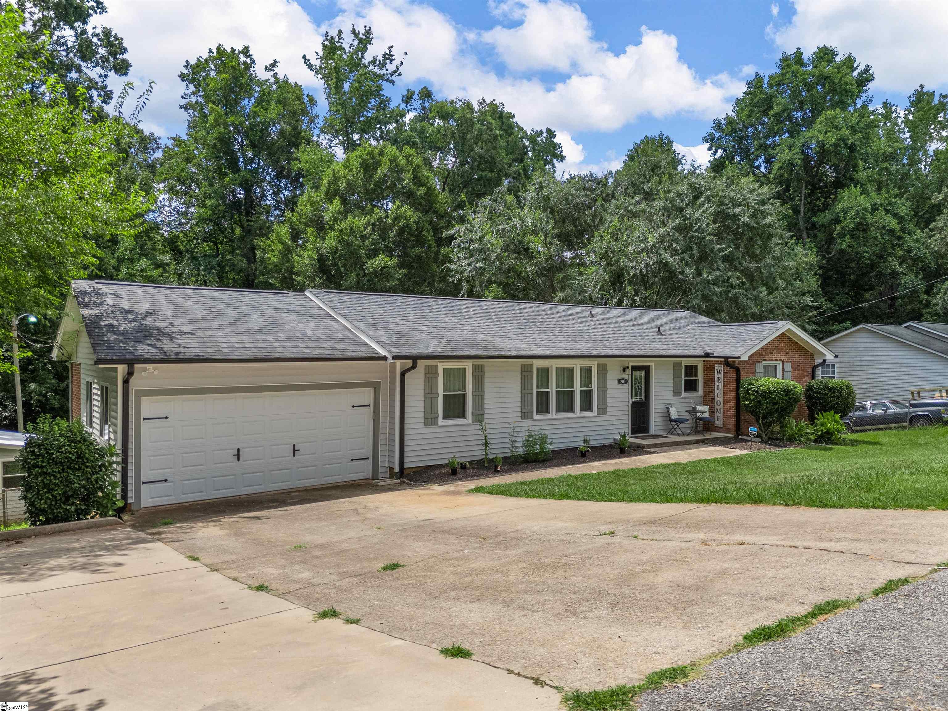 205 Maxie Avenue Greenville, SC 29611