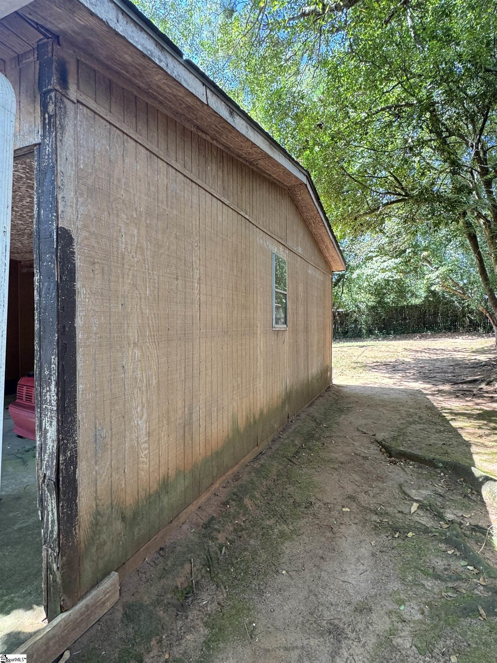144 Davis Street Central, SC 29630