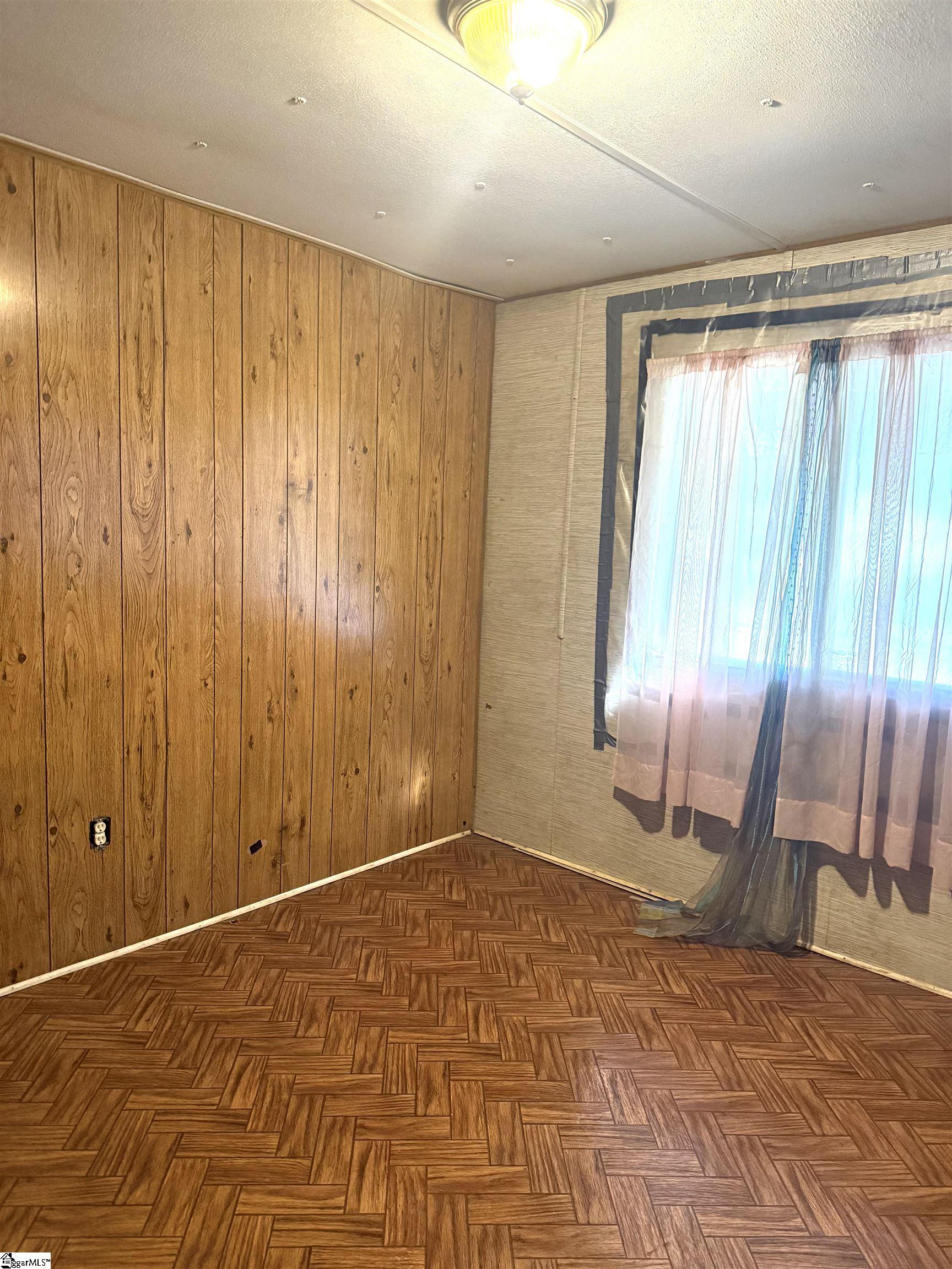 144 Davis Street Central, SC 29630