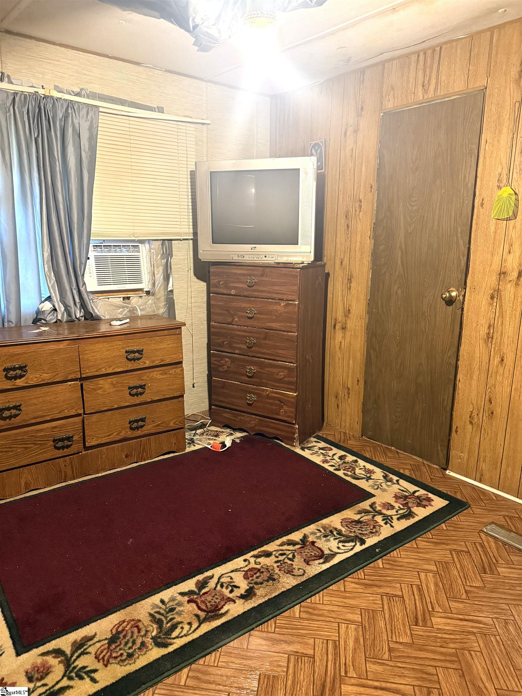 144 Davis Street Central, SC 29630
