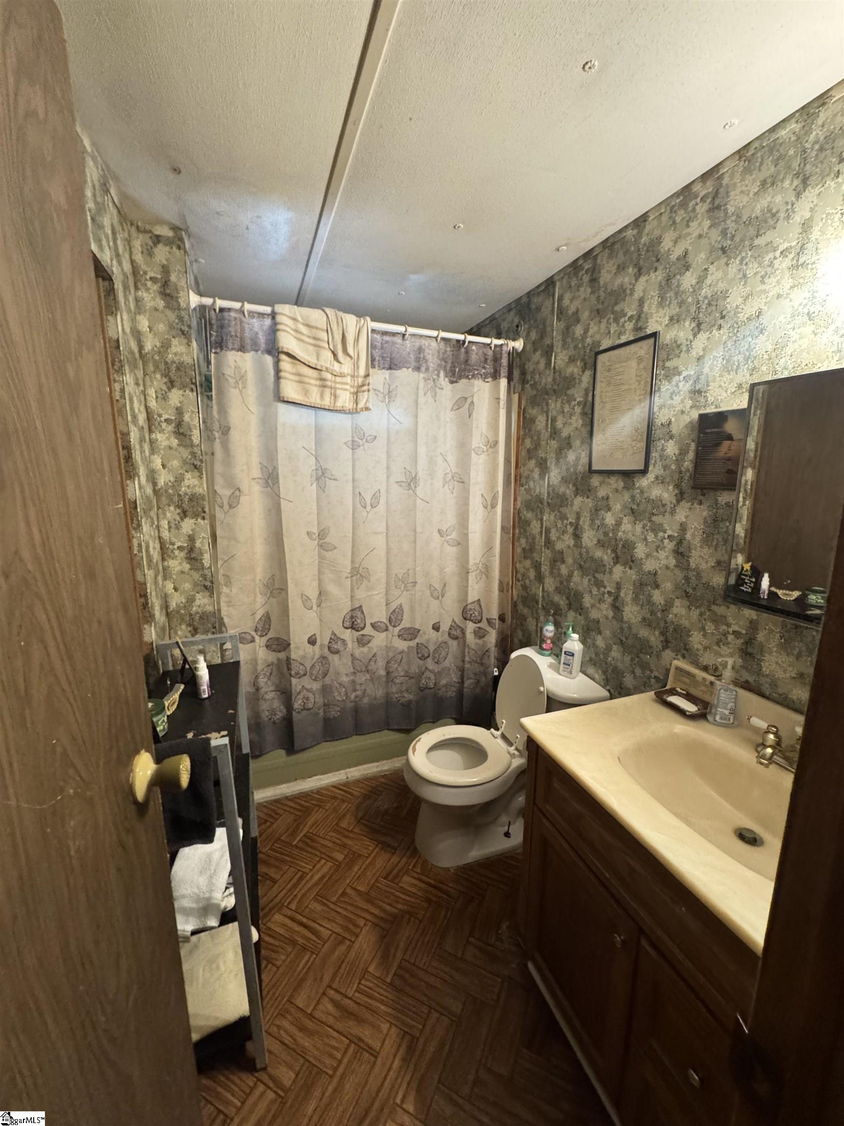 144 Davis Street Central, SC 29630