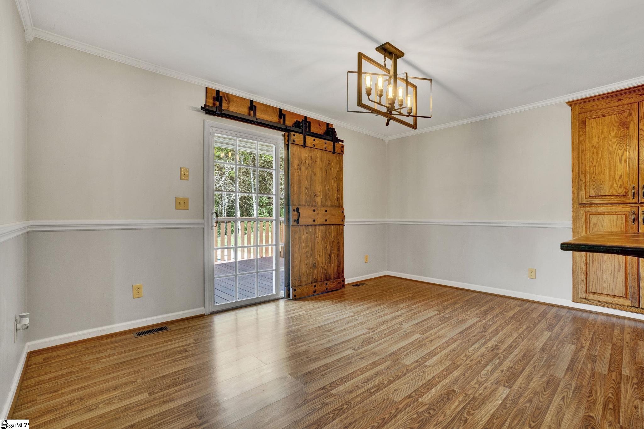 547 Crest Drive Easley, SC 29640
