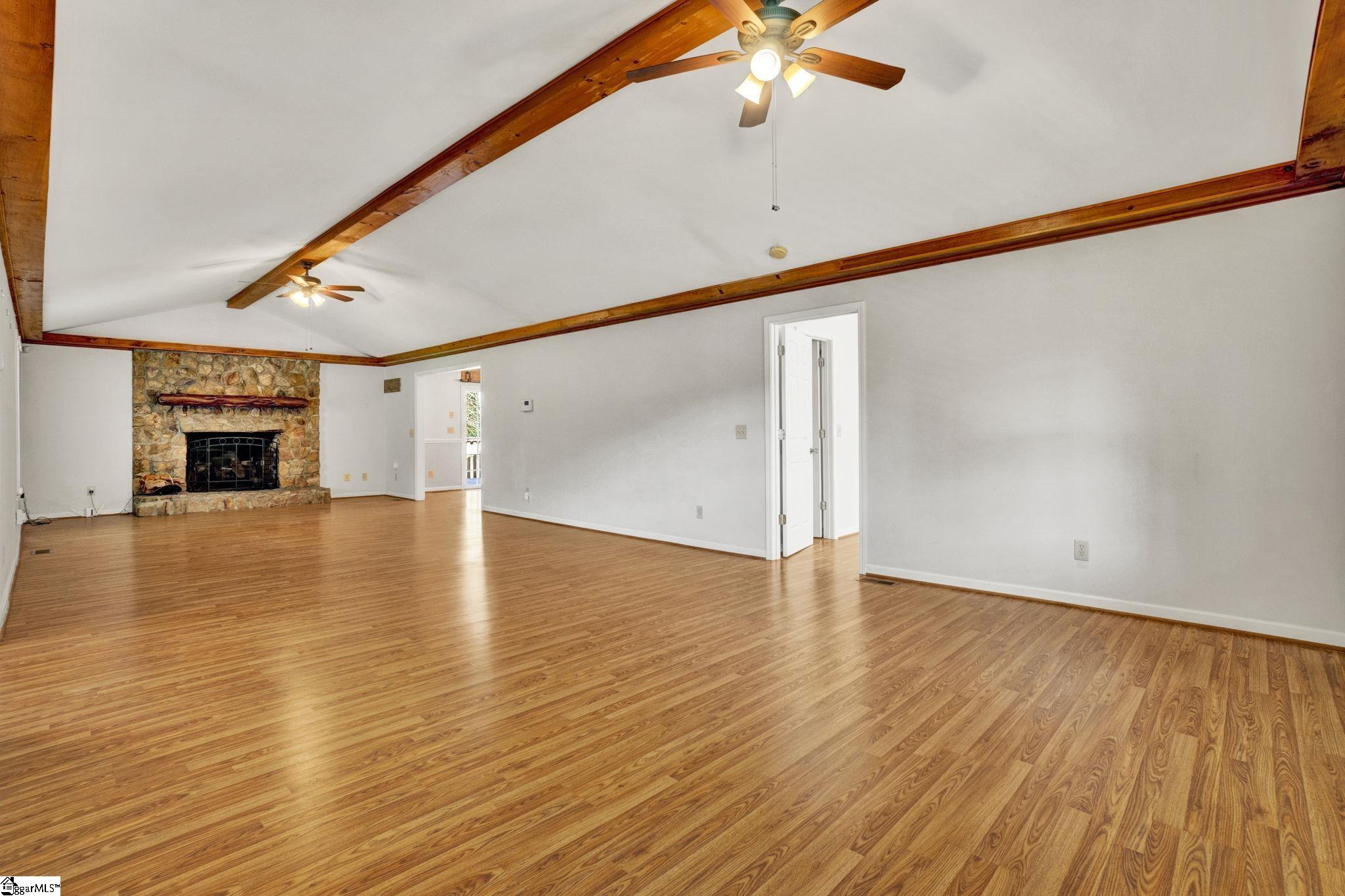 547 Crest Drive Easley, SC 29640